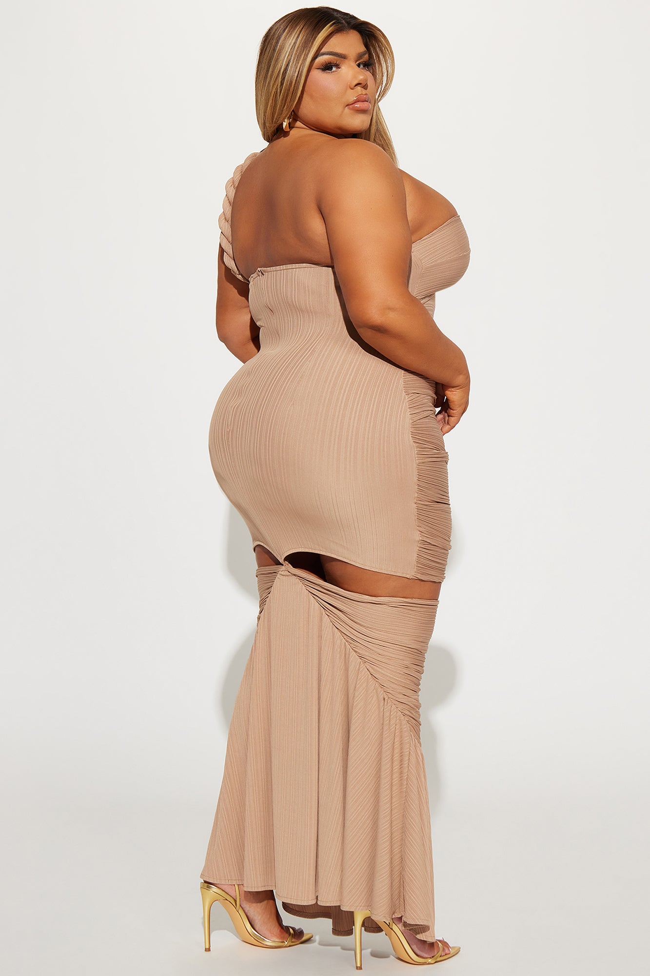 Twist It Up Maxi Dress - Taupe - Image 10