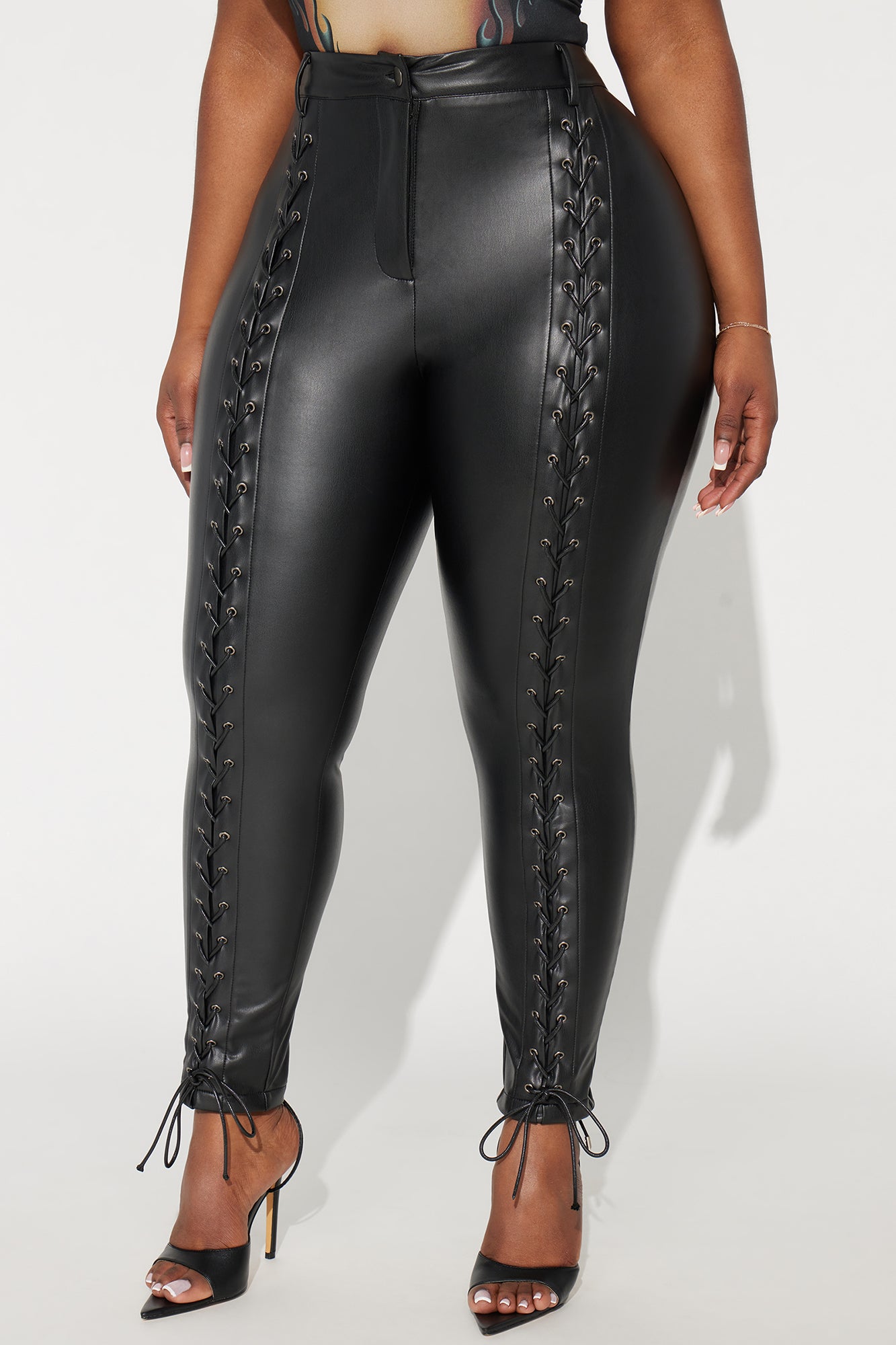 Seeking Pleasure Faux Leather Skinny Pant - Black - Image 5