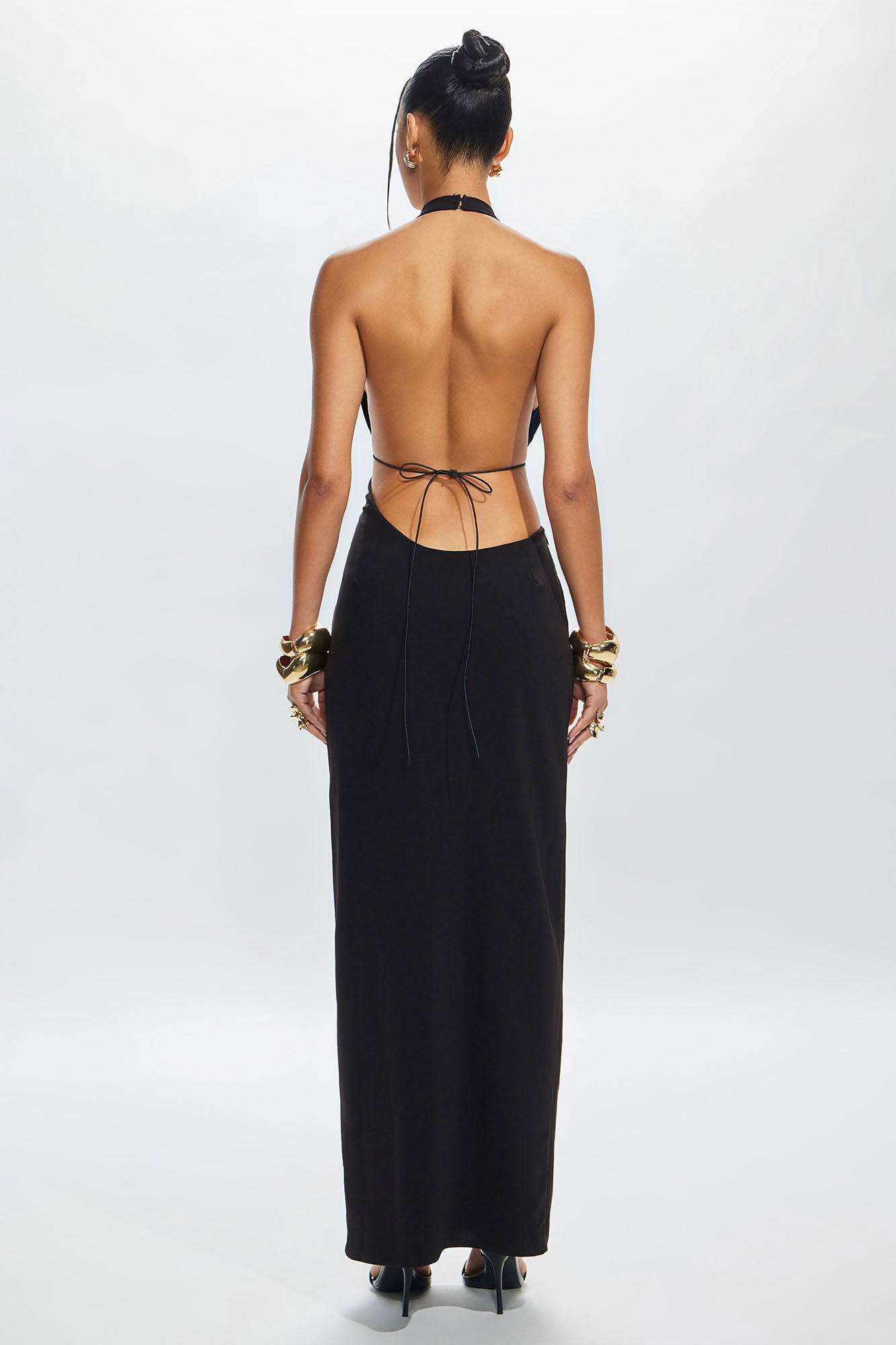 Isabella Plunge Maxi Dress - Black - Image 9