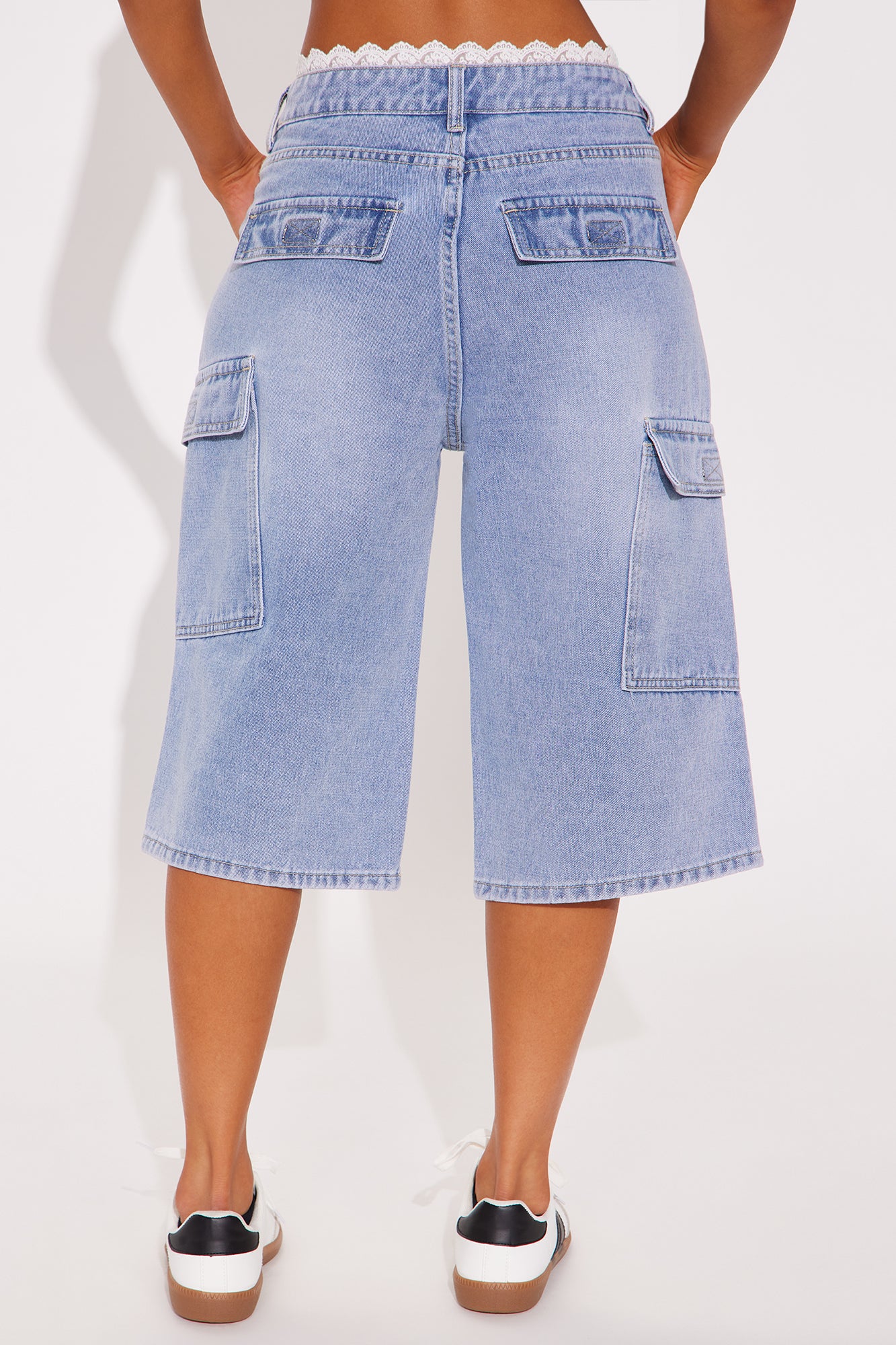Somewhere Out There Lace Boxer Trim Denim Jorts - Light Wash - Image 3
