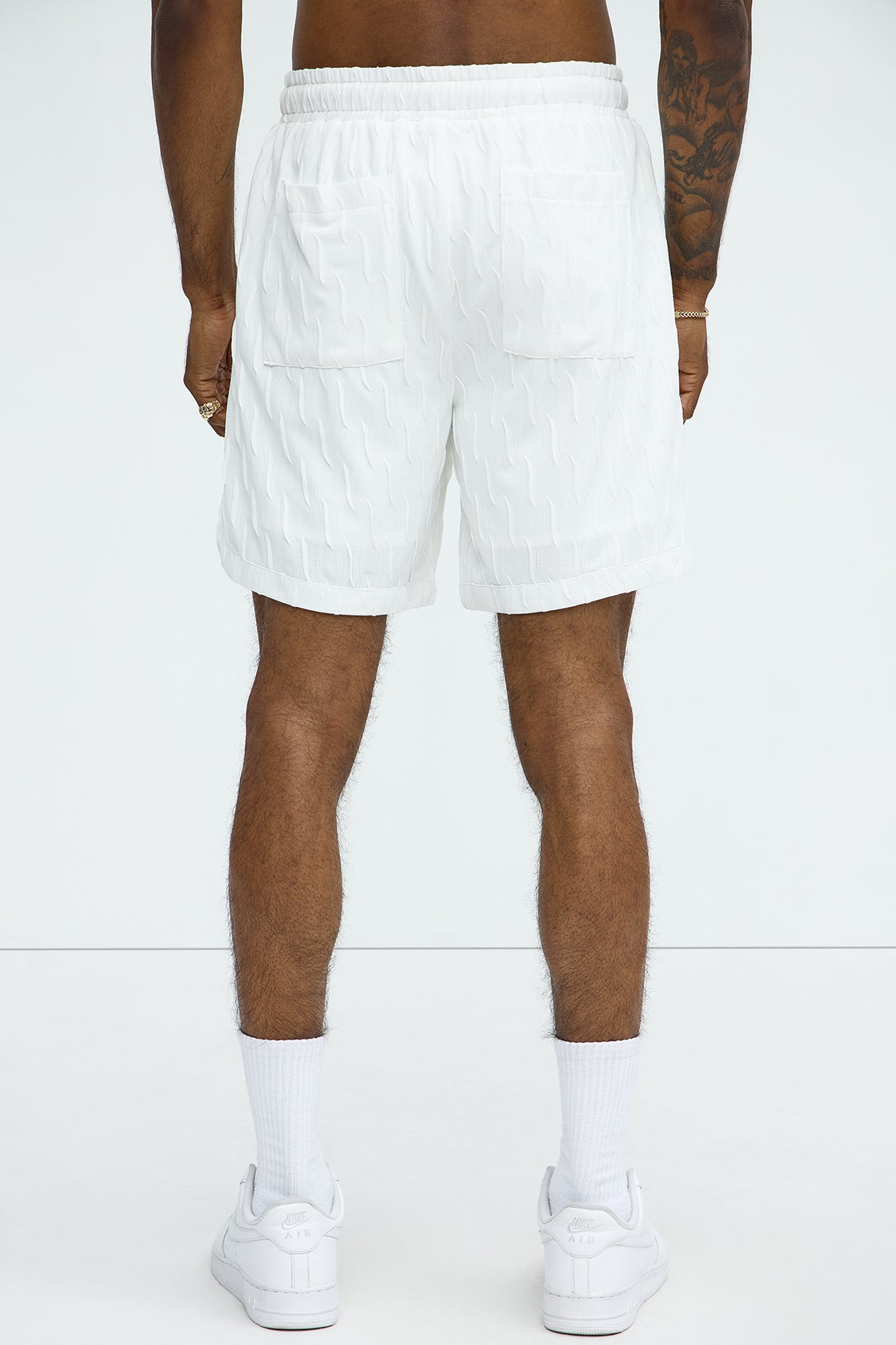 Chain Wave Textured Shorts - White - Image 4