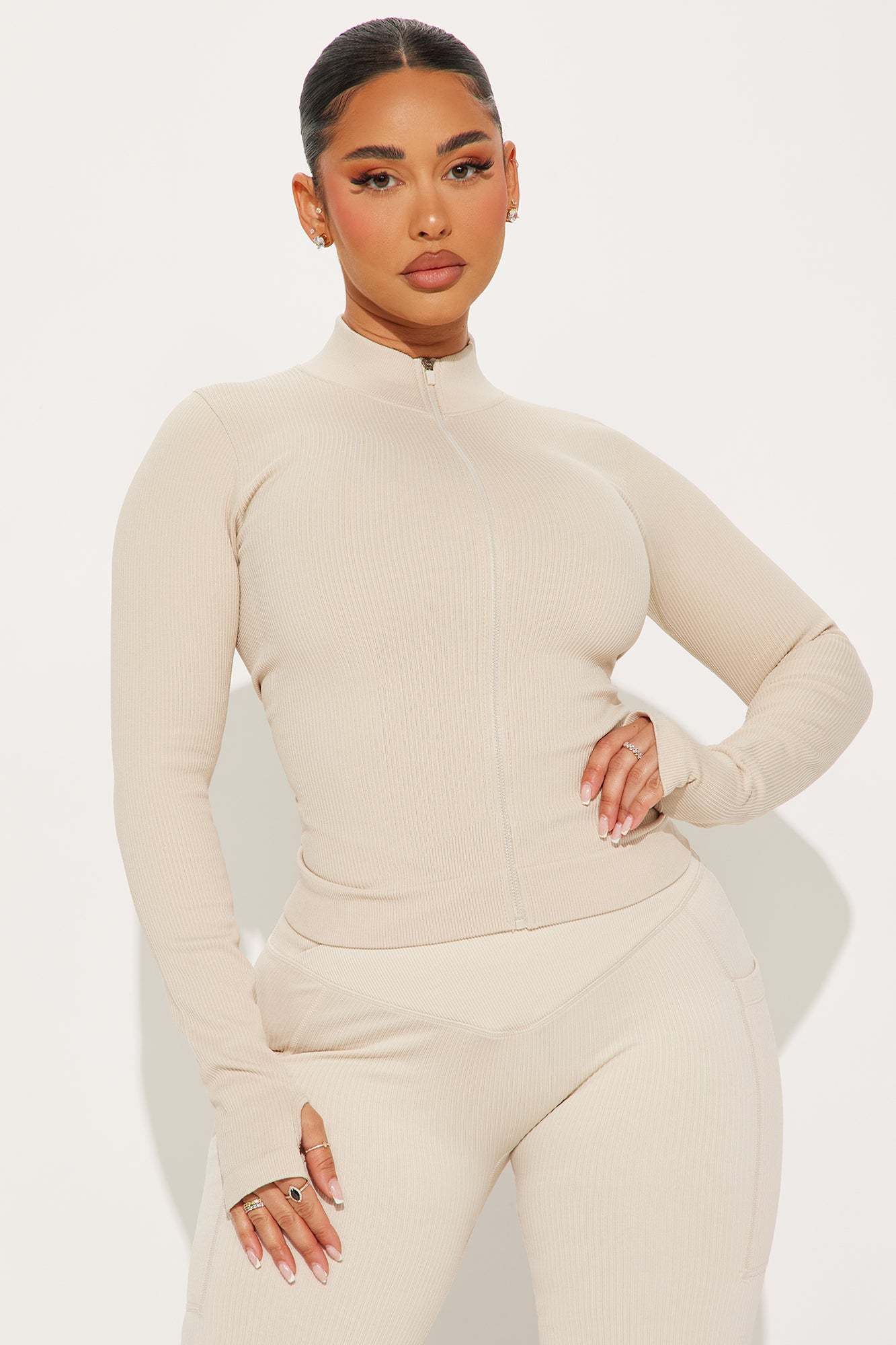 Resistance Effortless Seamless Active Jacket - Light Taupe - Image 3