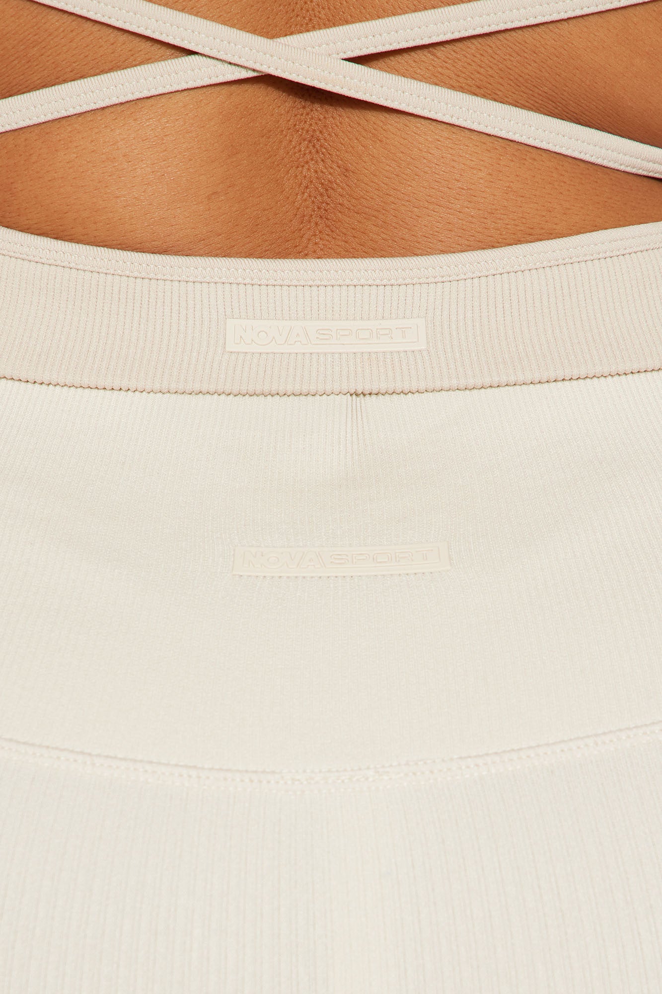 Resistance Effortless Seamless Active Legging - Light Taupe - Image 7