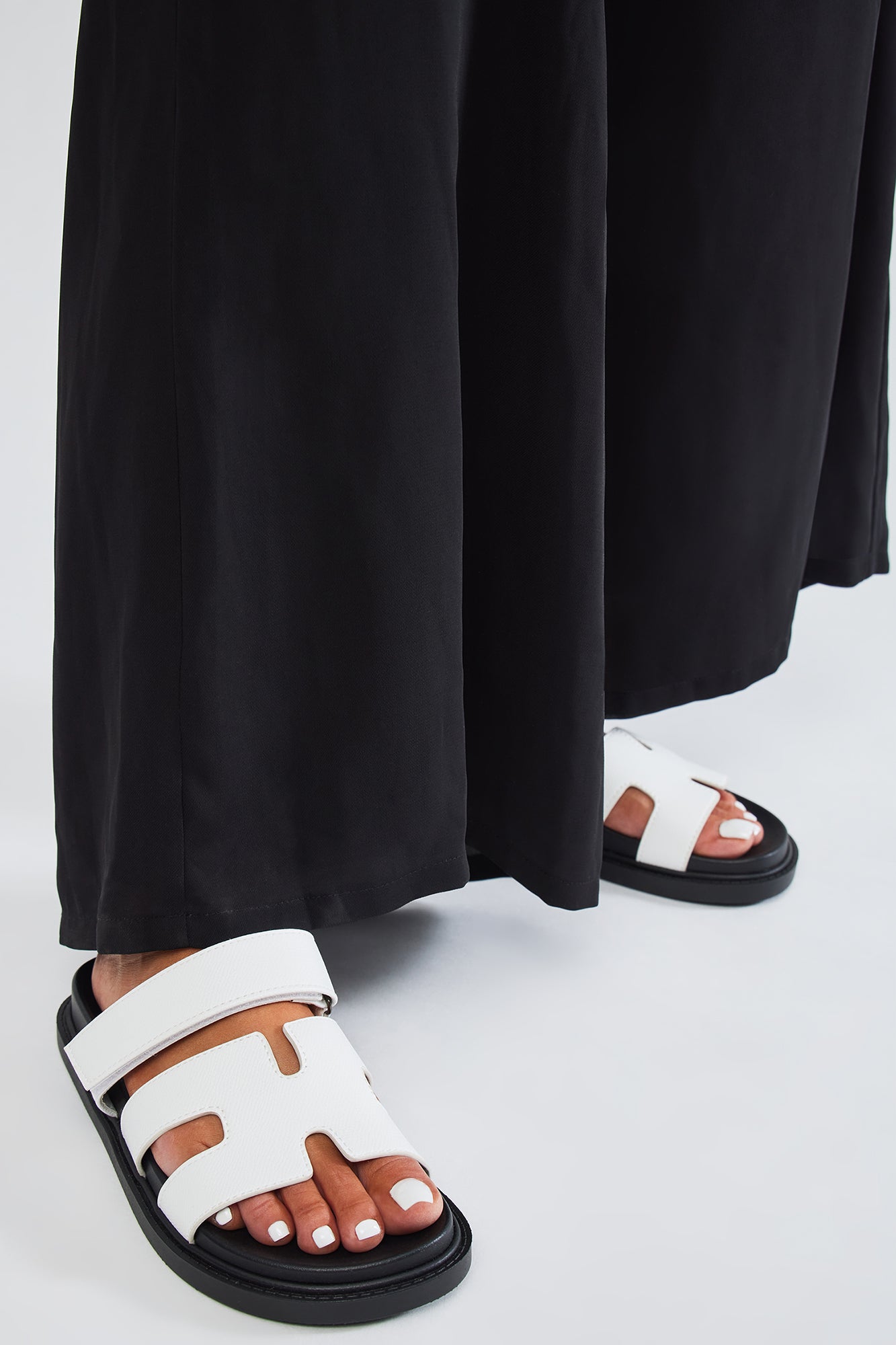 Agnes Flat Sandals - White - Image 5