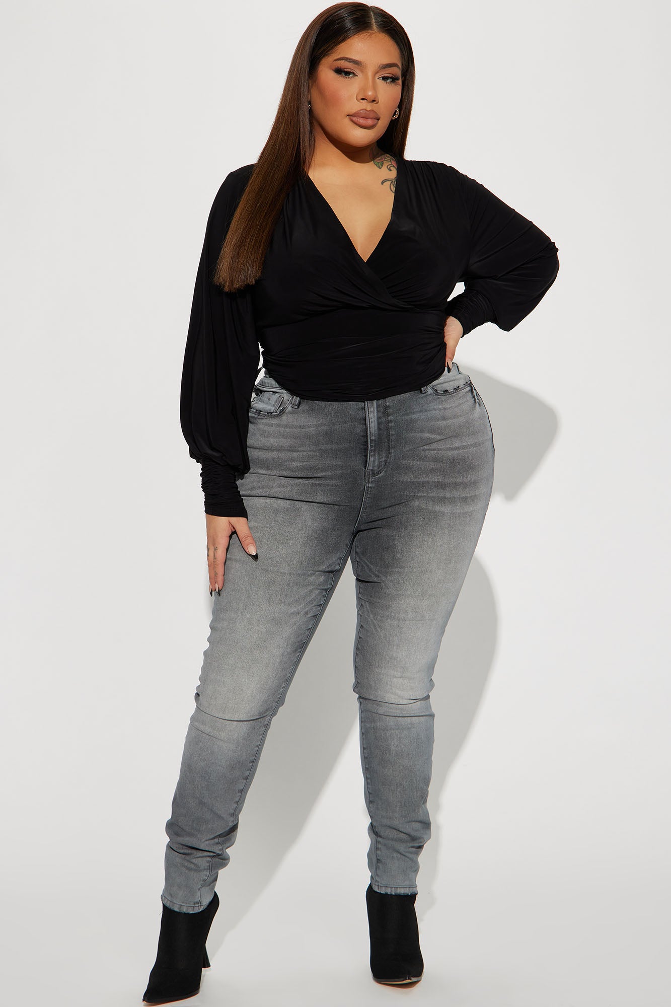 On The List Deluxe Stretch Skinny Jean - Grey - Image 5