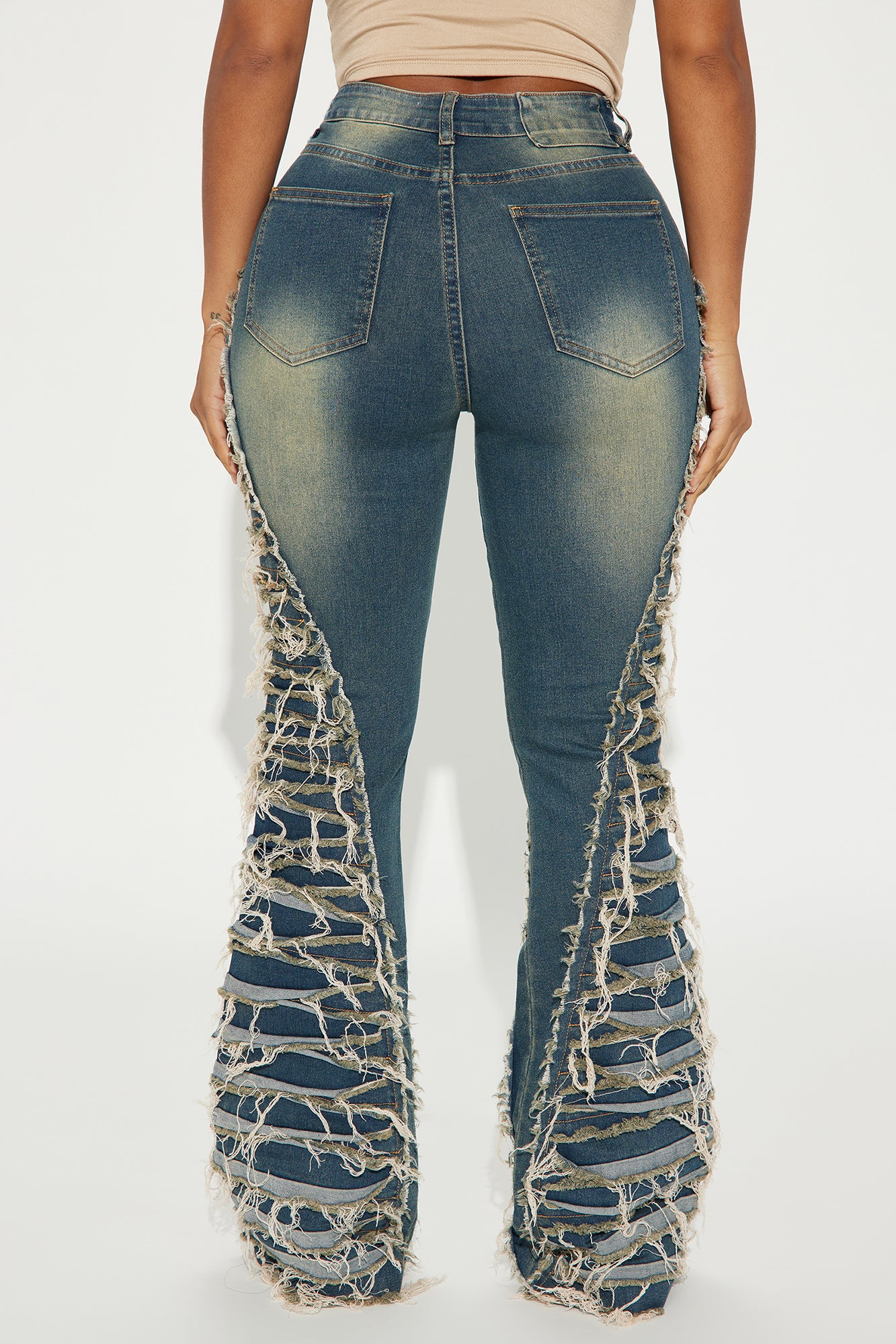 Feeling Brand New Tinted Flare Jeans - Medium Wash - Image 4