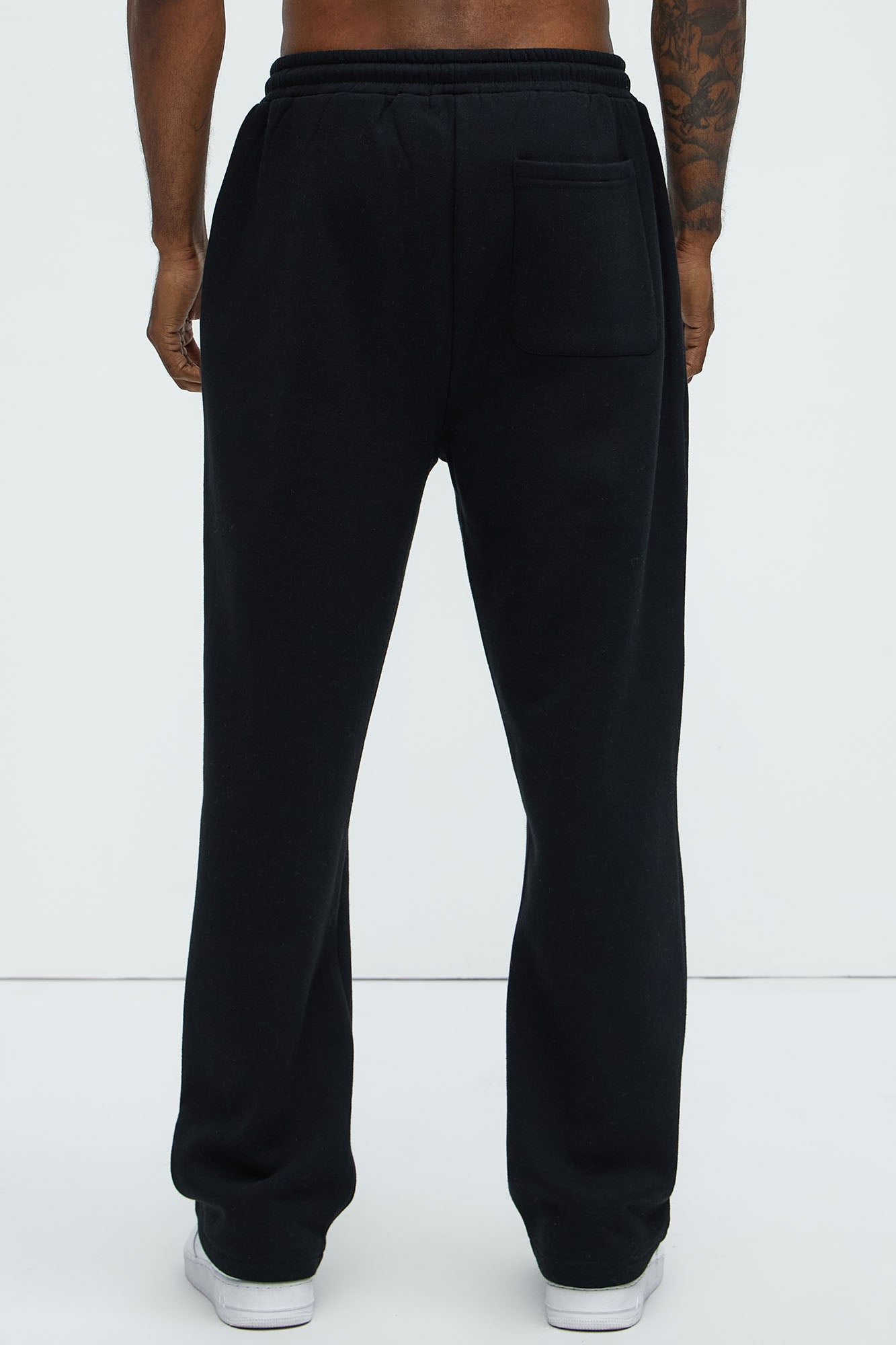 Tyson Chained To The Money Straight Sweatpants - Black - Image 5