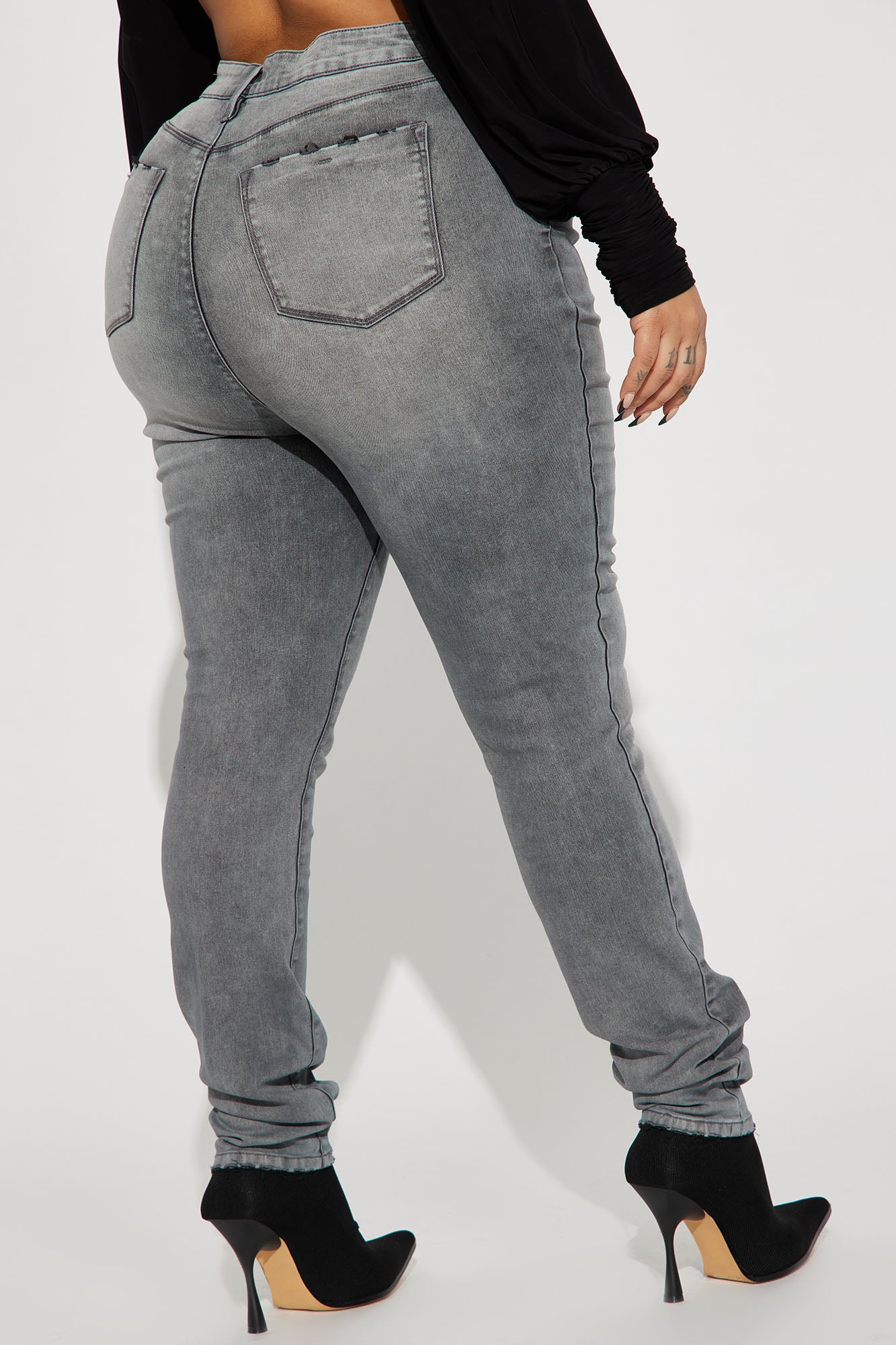 On The List Deluxe Stretch Skinny Jean - Grey - Image 6