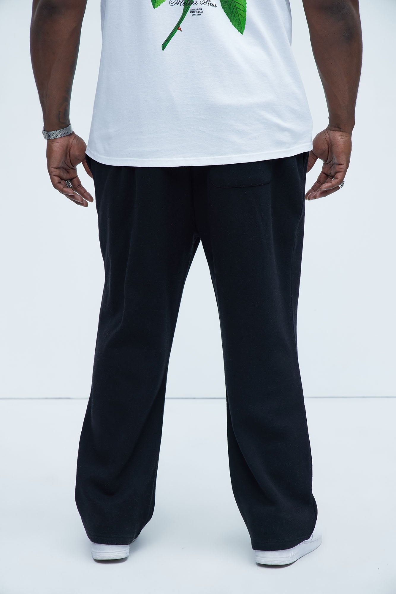 Tyson Chained To The Money Straight Sweatpants - Black - Image 9