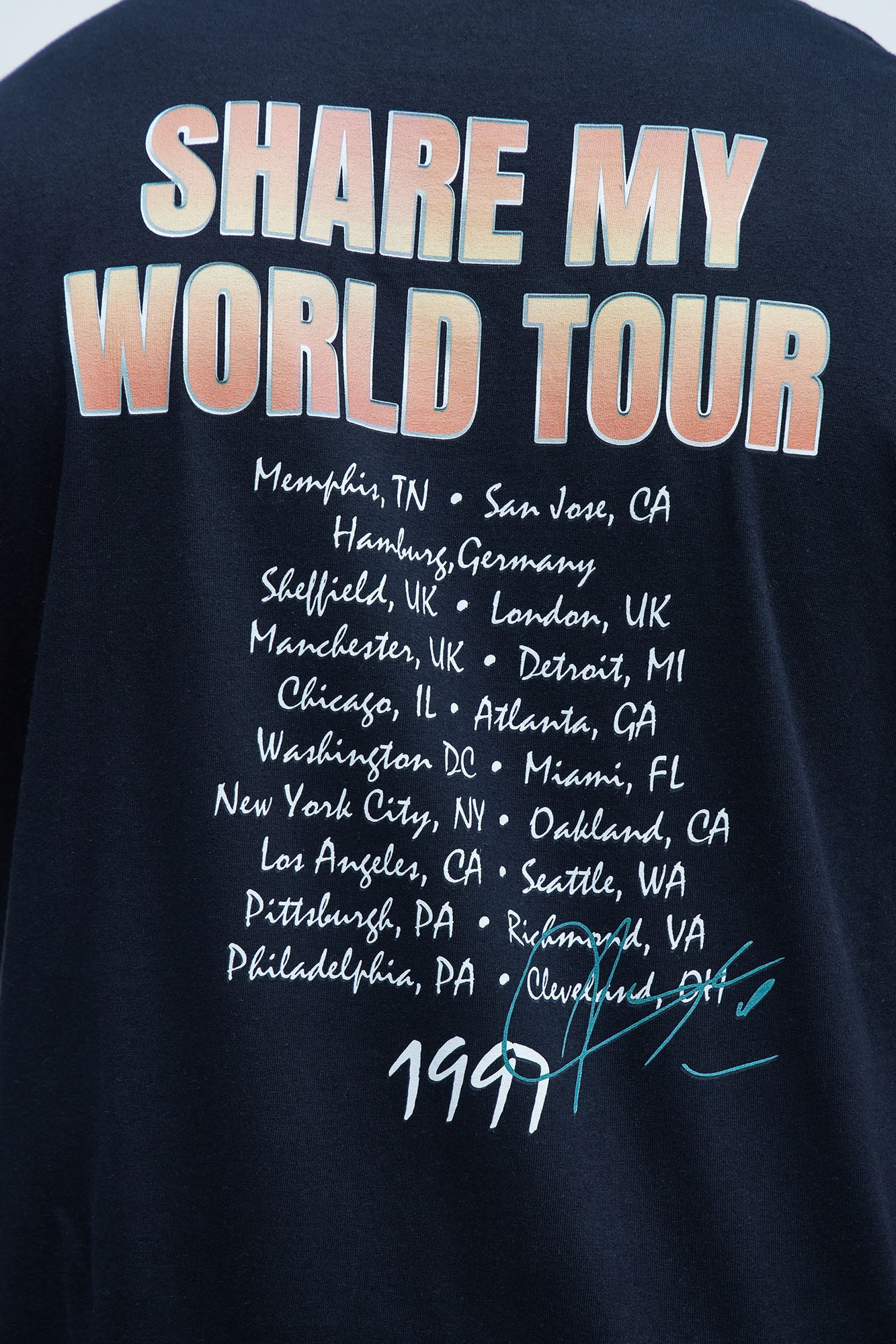 Aaliyah Share My World Tour Short Sleeve Tee - Black - Image 9