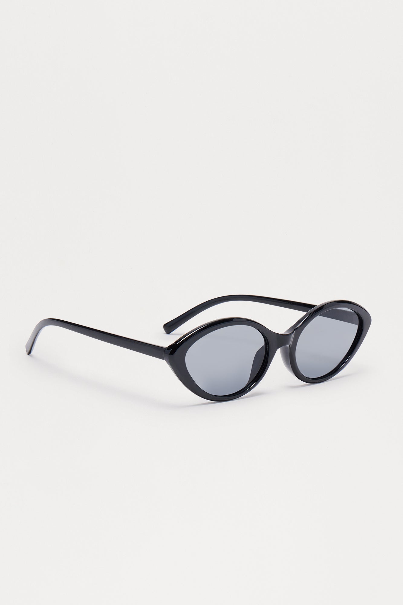 Move Aside Sunglasses - Black - Image 4