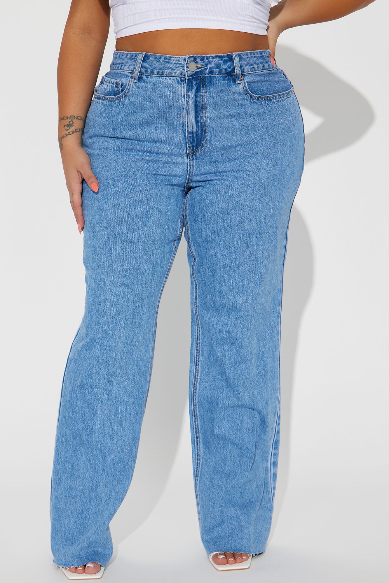 Winona 90's Wide Leg Jeans - Medium Blue Wash - Image 8