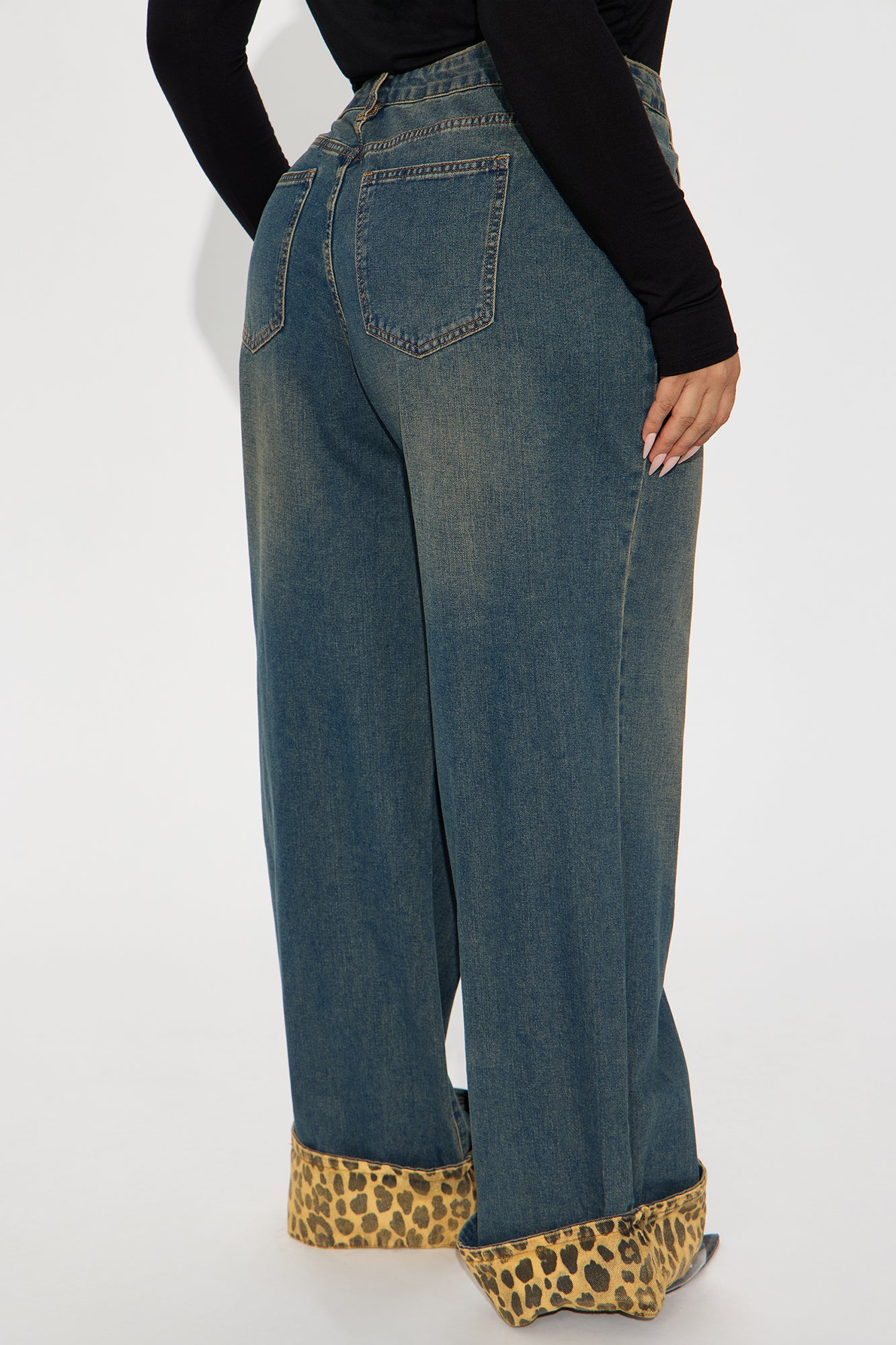 Prowling Around Non Stretch Cuffed Wide Leg Jeans - Vintage Wash - Image 6