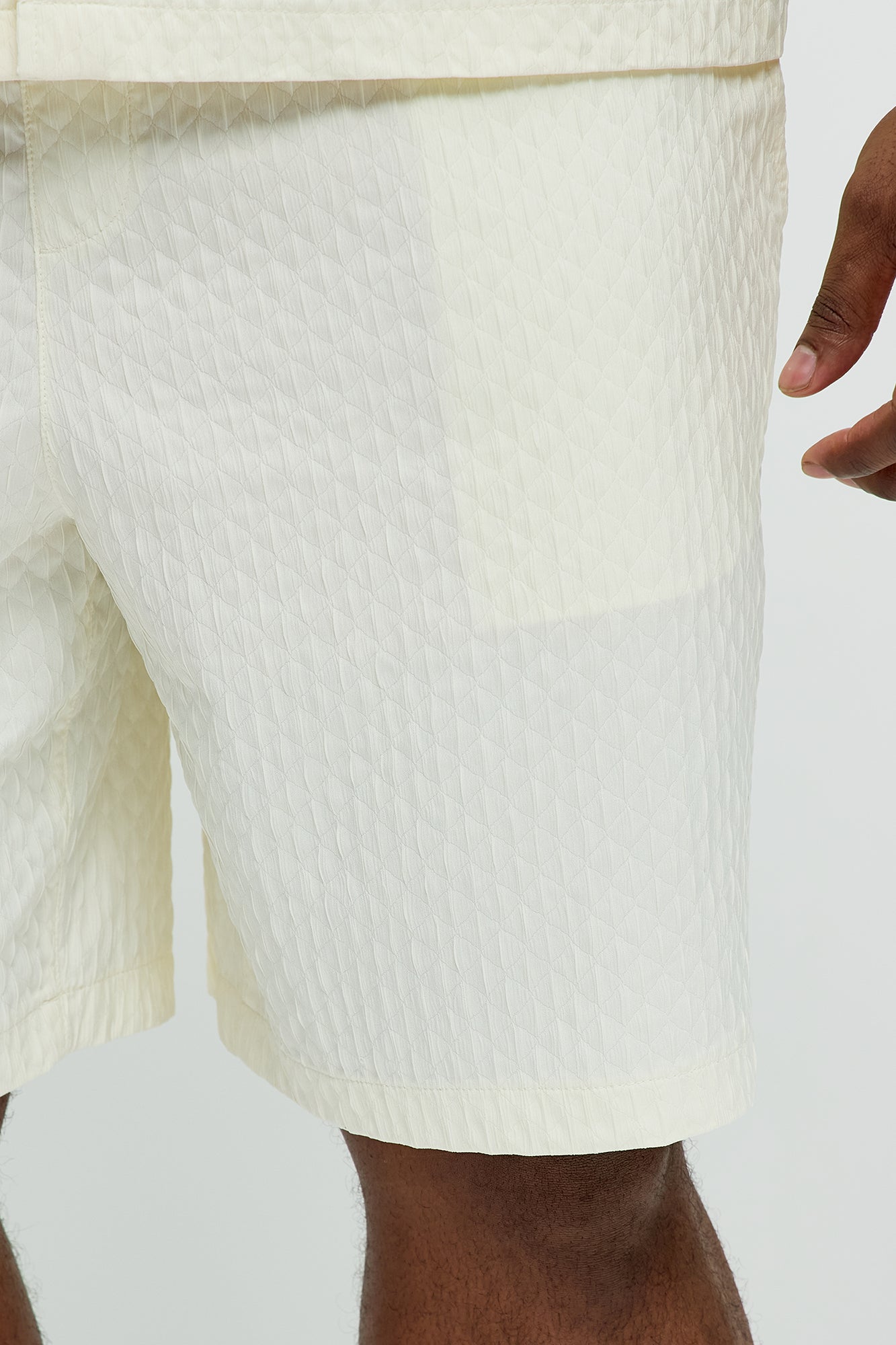 Mounce Textured Shorts - Off White - Image 8