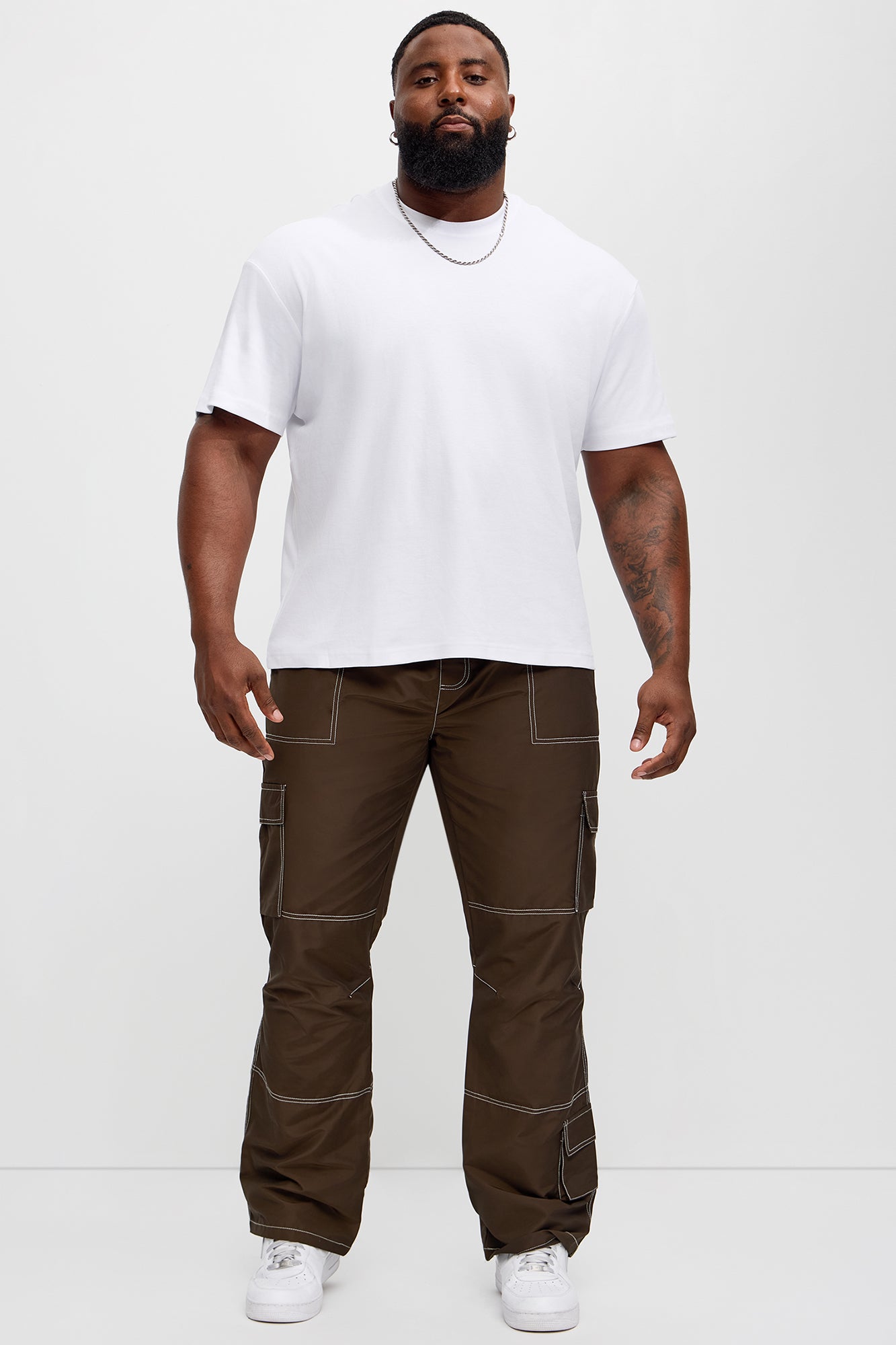 Contrast Stitch Nylon Flared Cargo Pants - Brown - Image 7