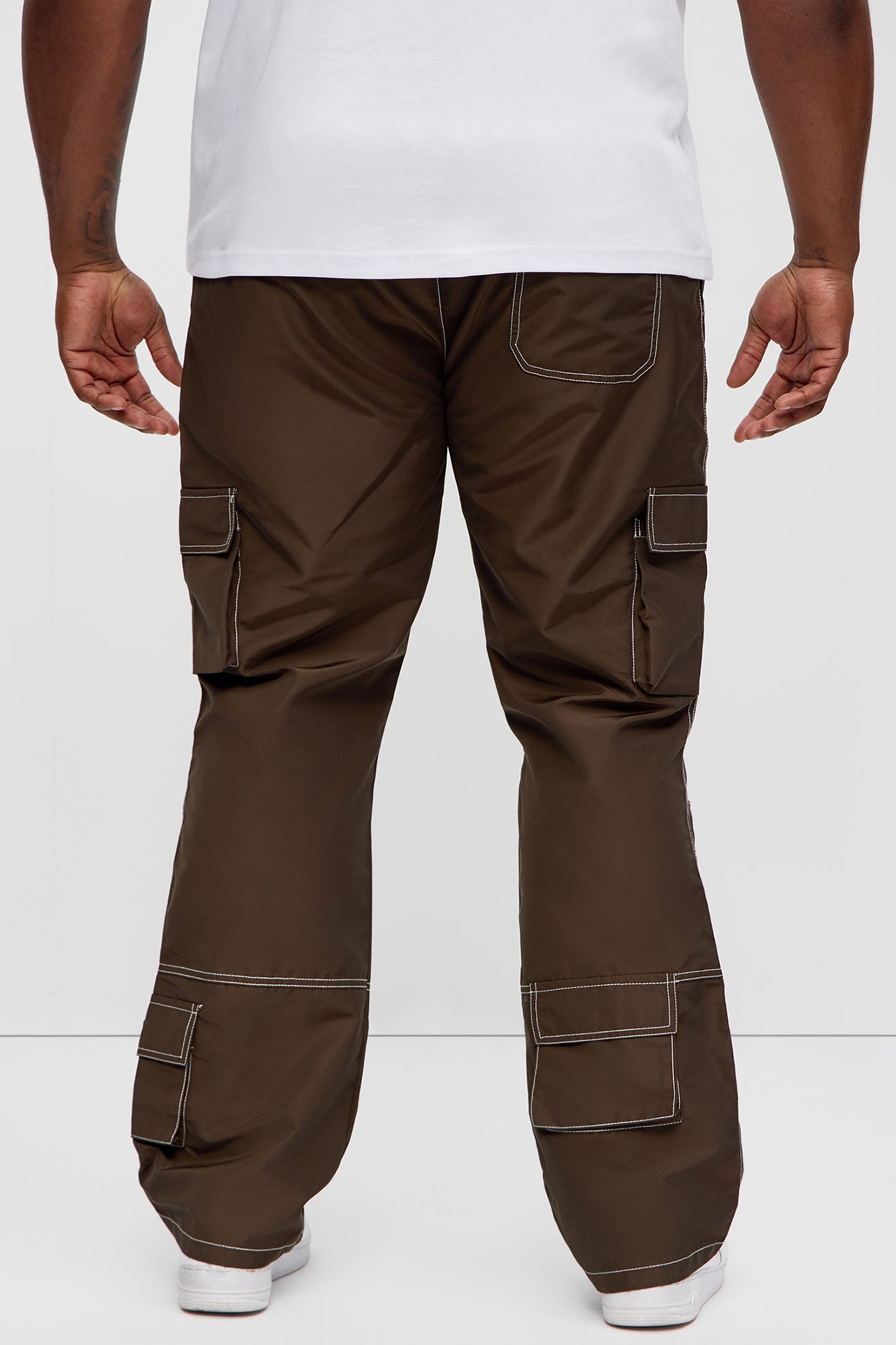 Contrast Stitch Nylon Flared Cargo Pants - Brown - Image 9
