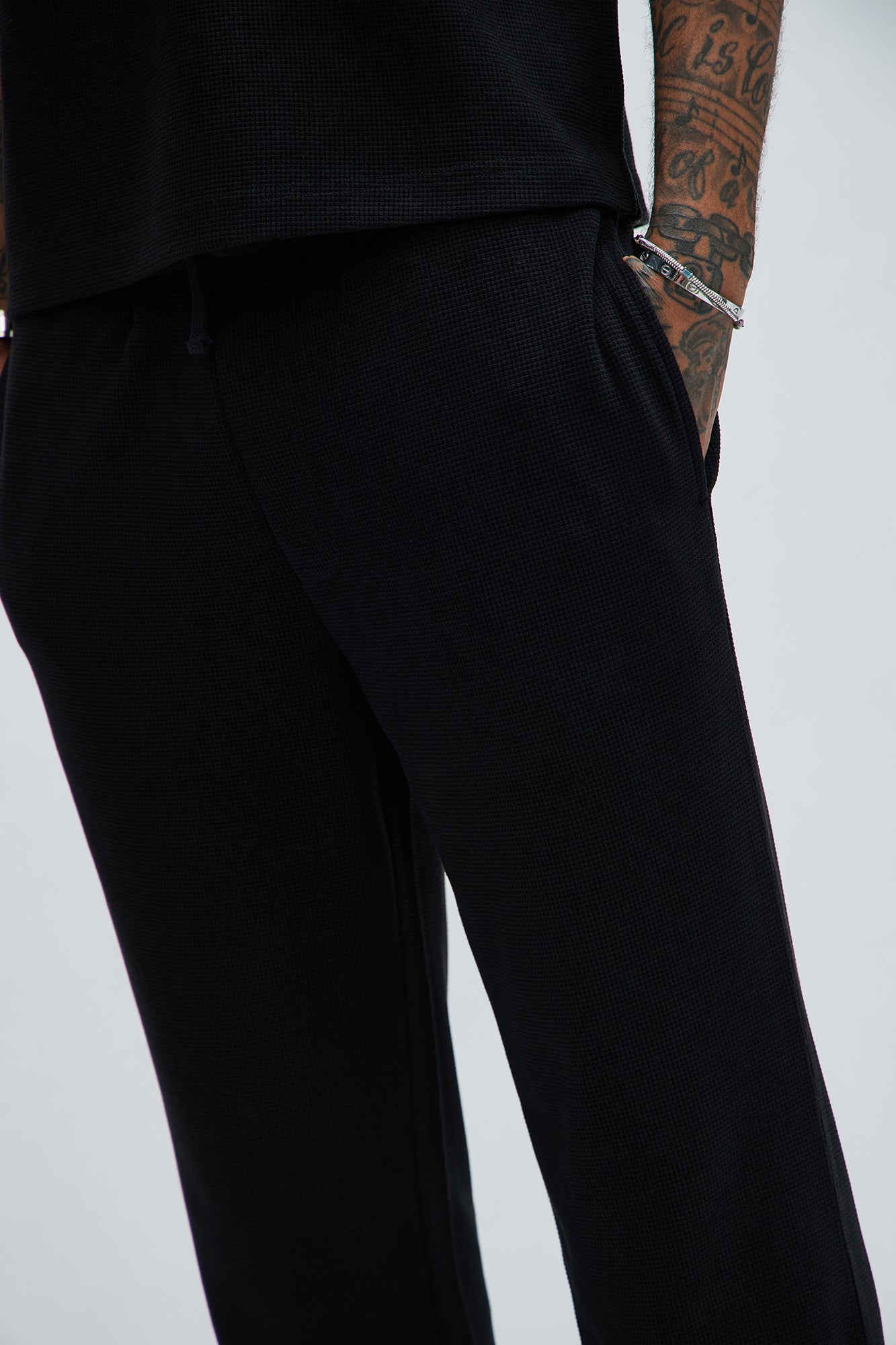 Cairo Textured Straight Pants - Black - Image 3