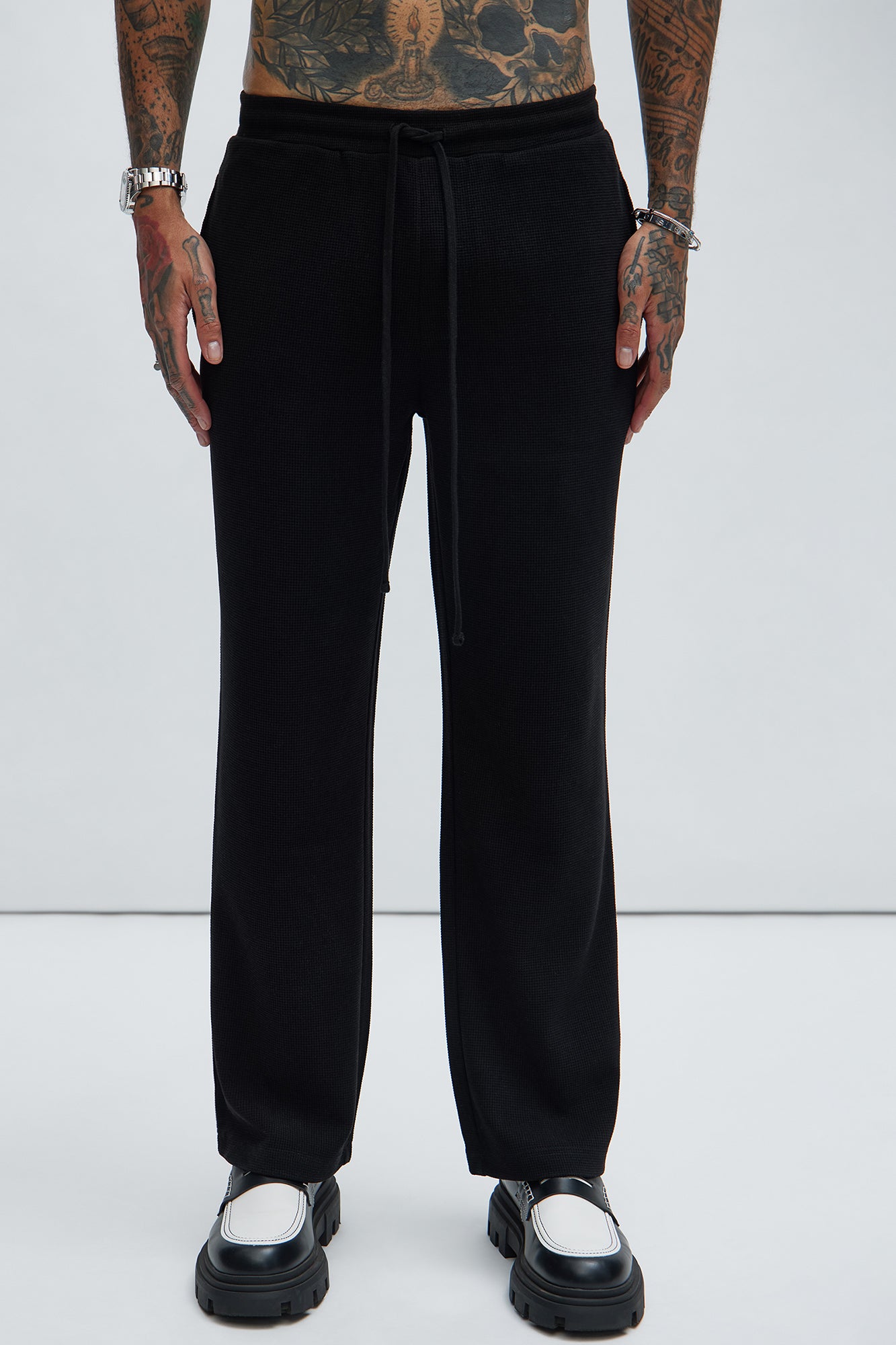Cairo Textured Straight Pants - Black - Image 4