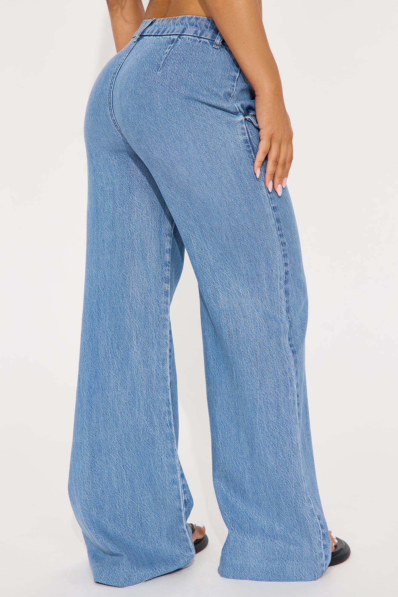 Can't Get Me Trouser Jeans - Light Wash - Image 3