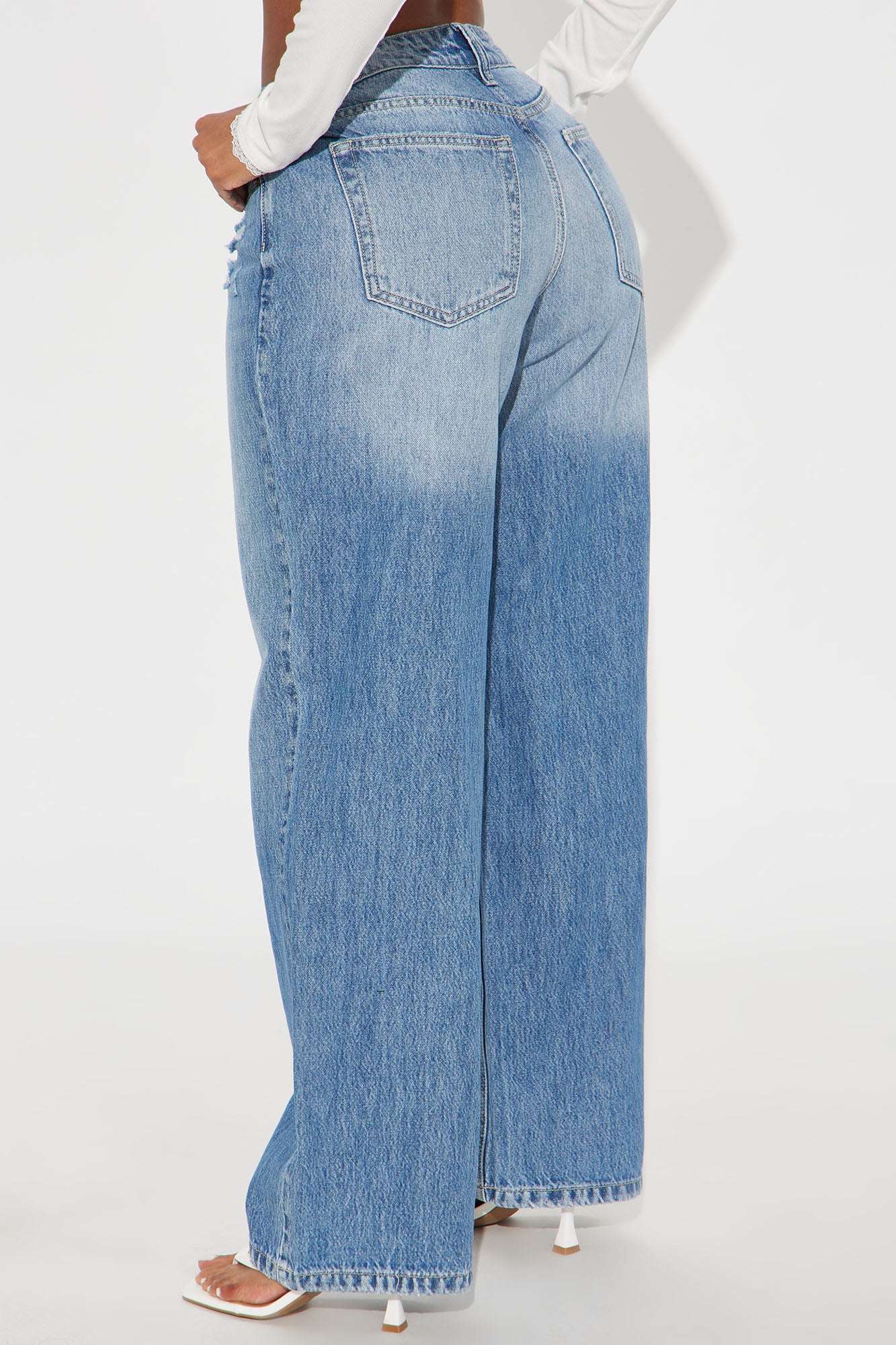 Adya Non Stretch Straight Leg Jeans - Medium Wash - Image 3
