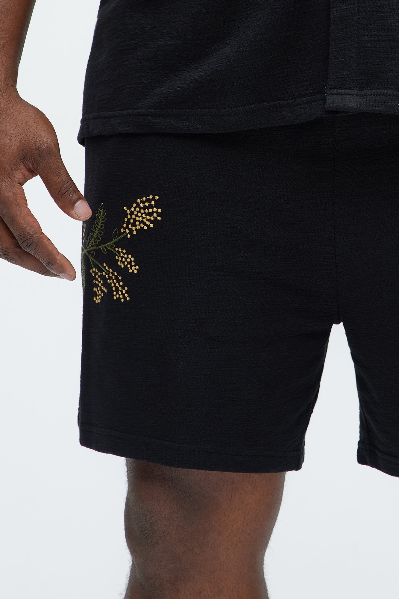 Berries And Blooms Embroidered Shorts - Black - Image 8