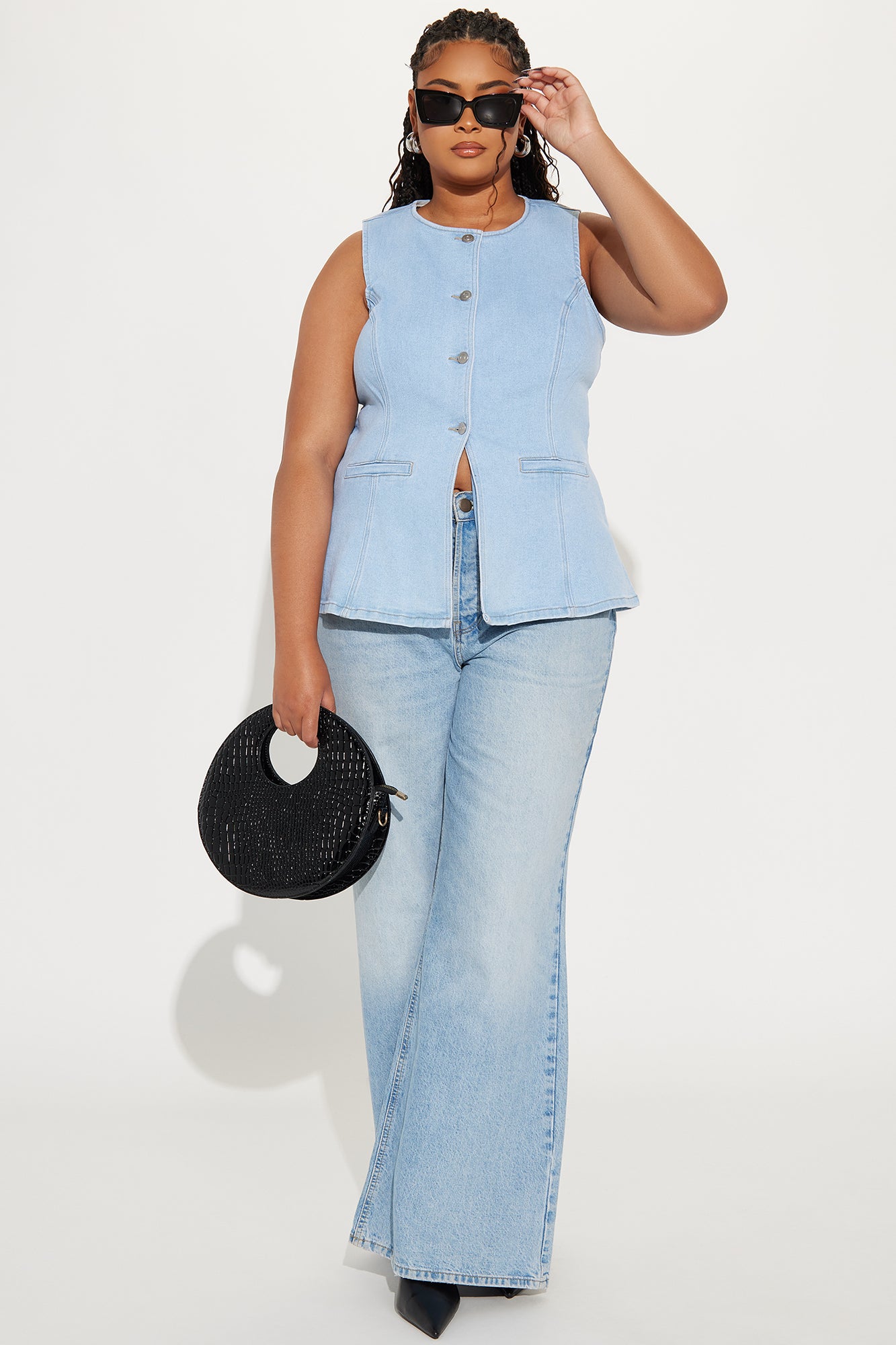 Caught In A Moment Denim Vest - Light Wash - Image 4