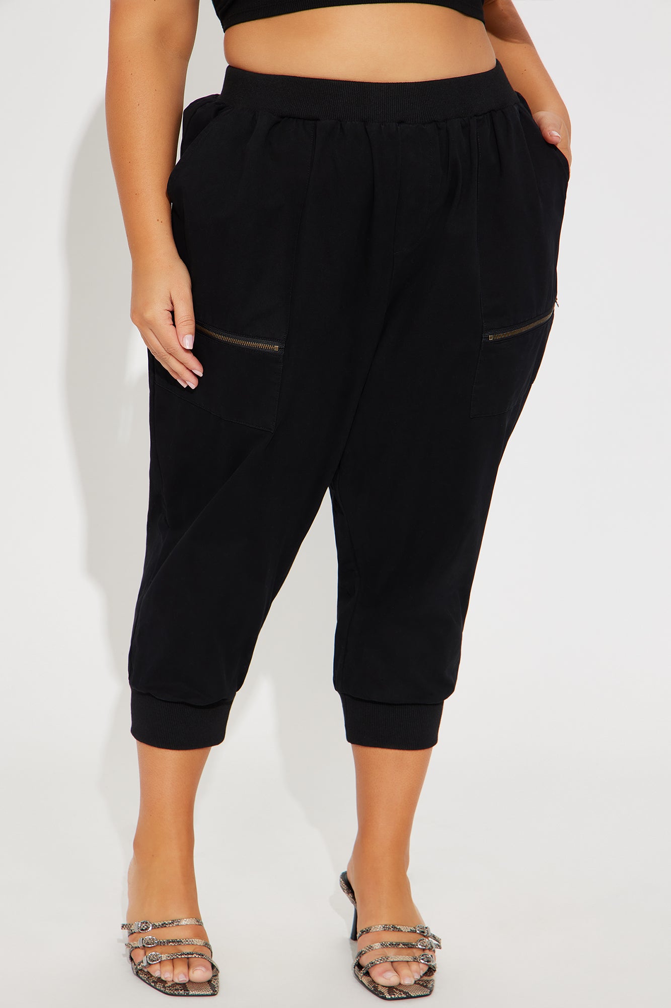 Olivia Capri Pant - Black - Image 5