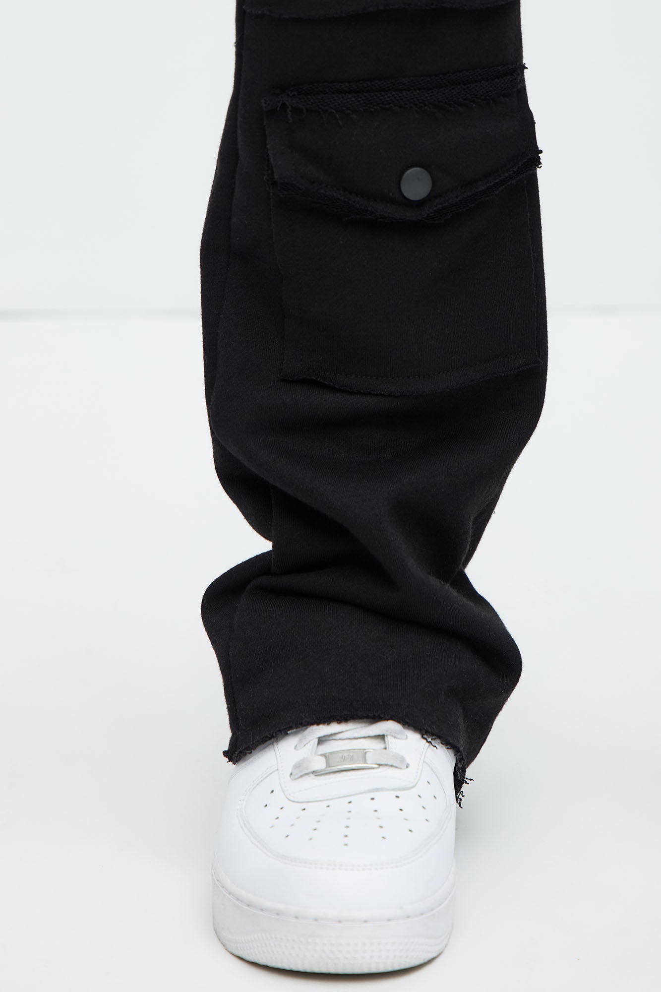 Extra Cargo Flared Sweatpants - Black - Image 4