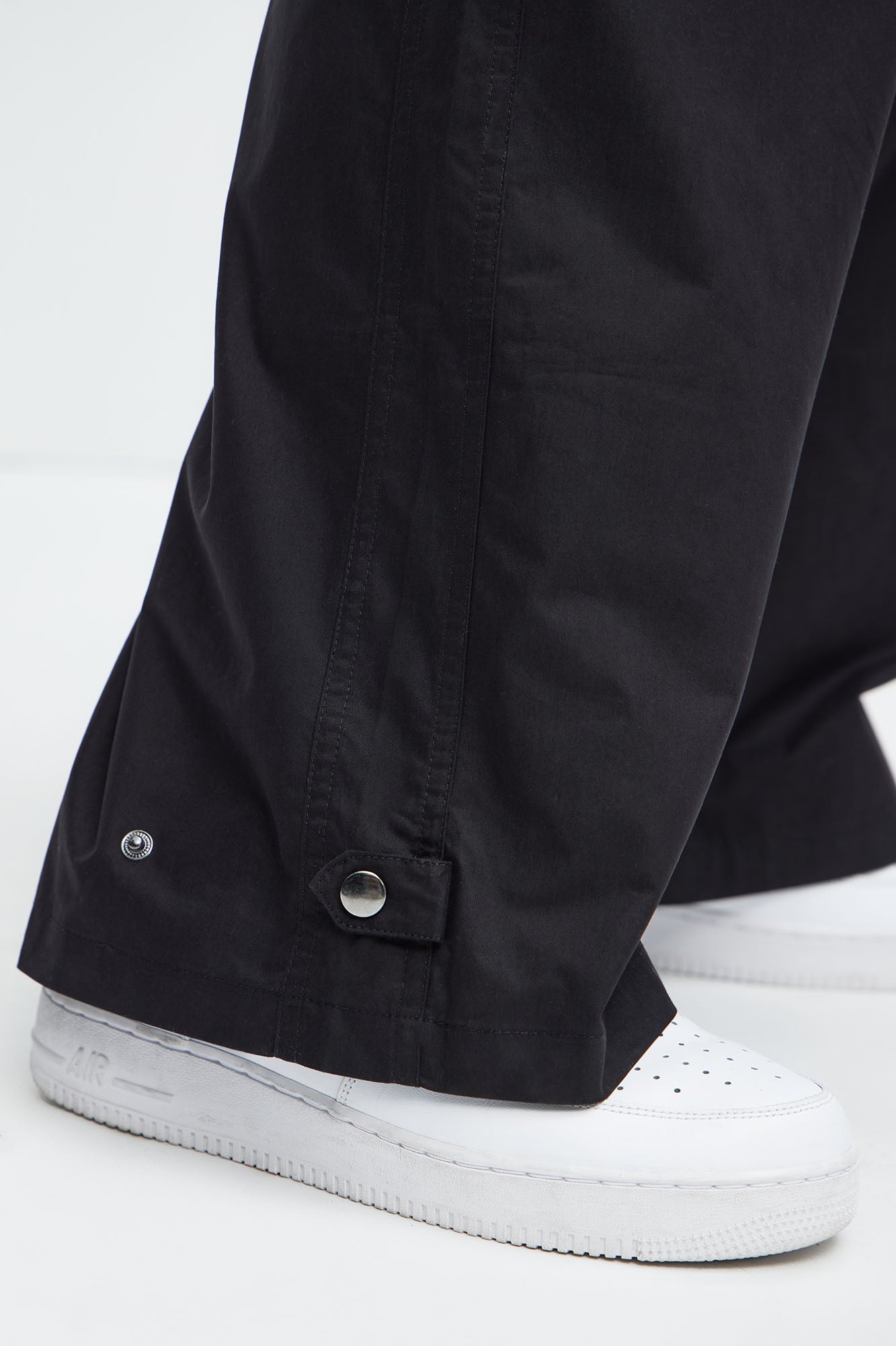 At The Time Baggy Cargo Pants - Black - Image 5