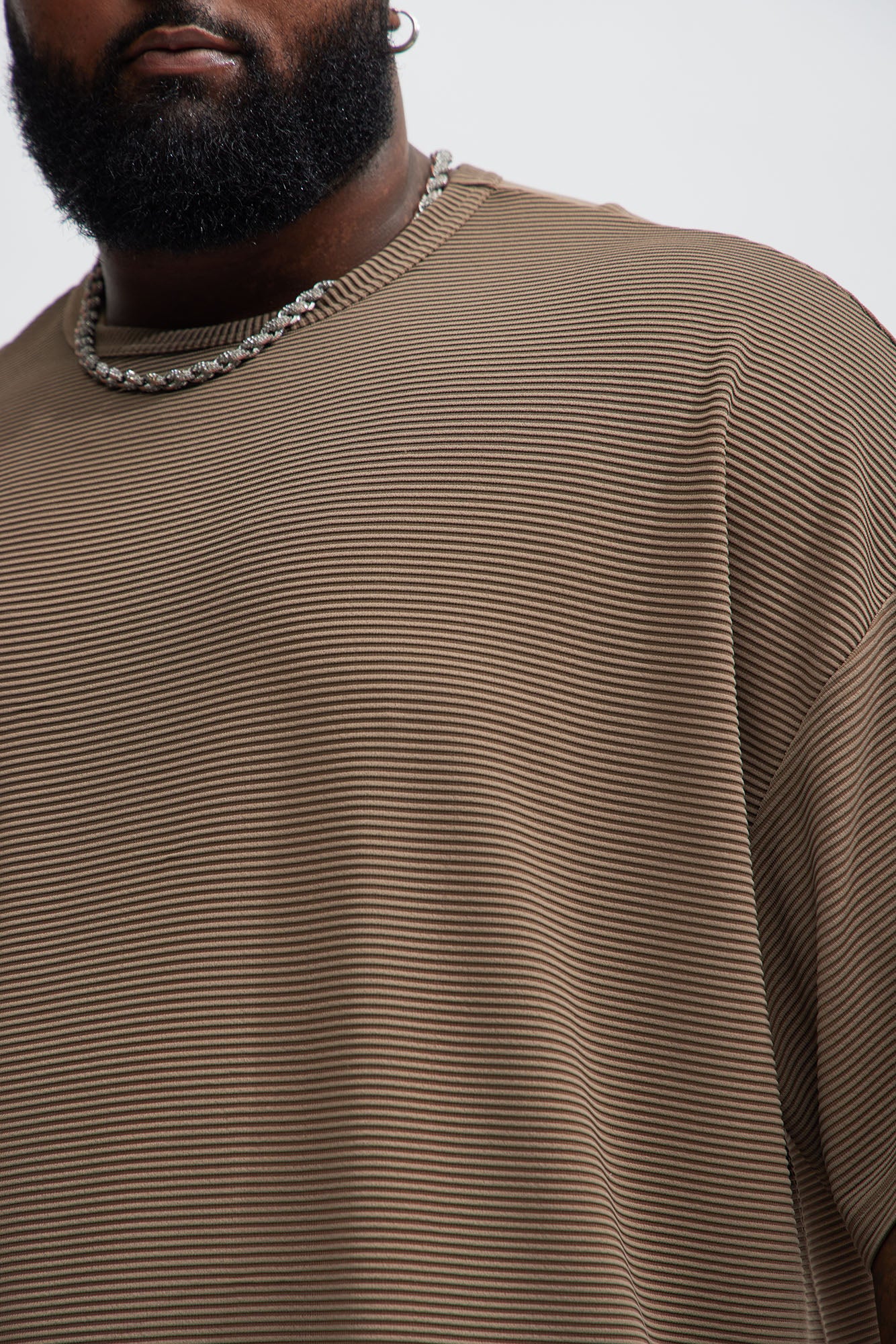 Zyler Textured Boxy Short Sleeve Tee - Taupe - Image 6