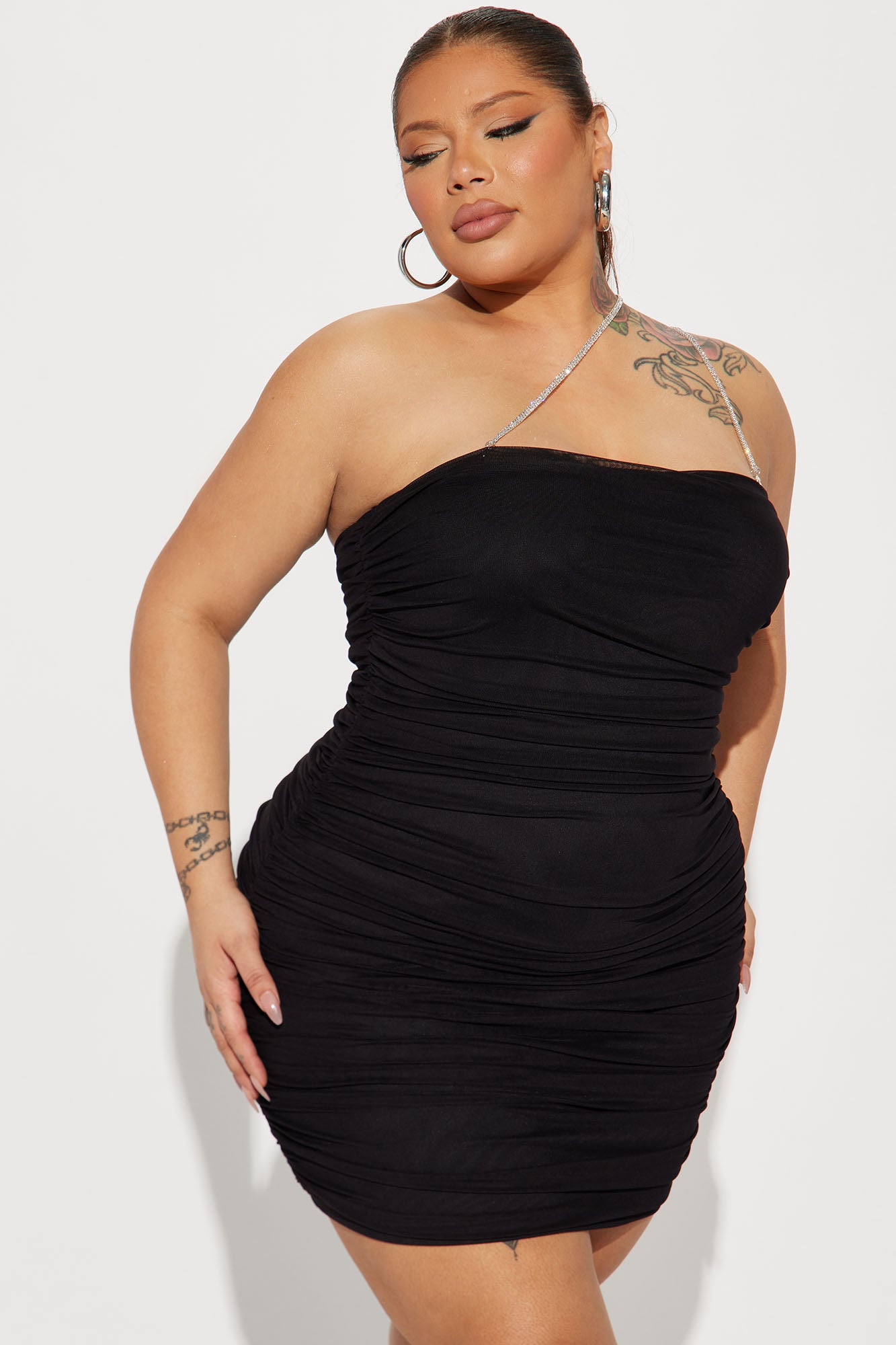 Center Of The Party Ruched Mini Dress - Black - Image 5