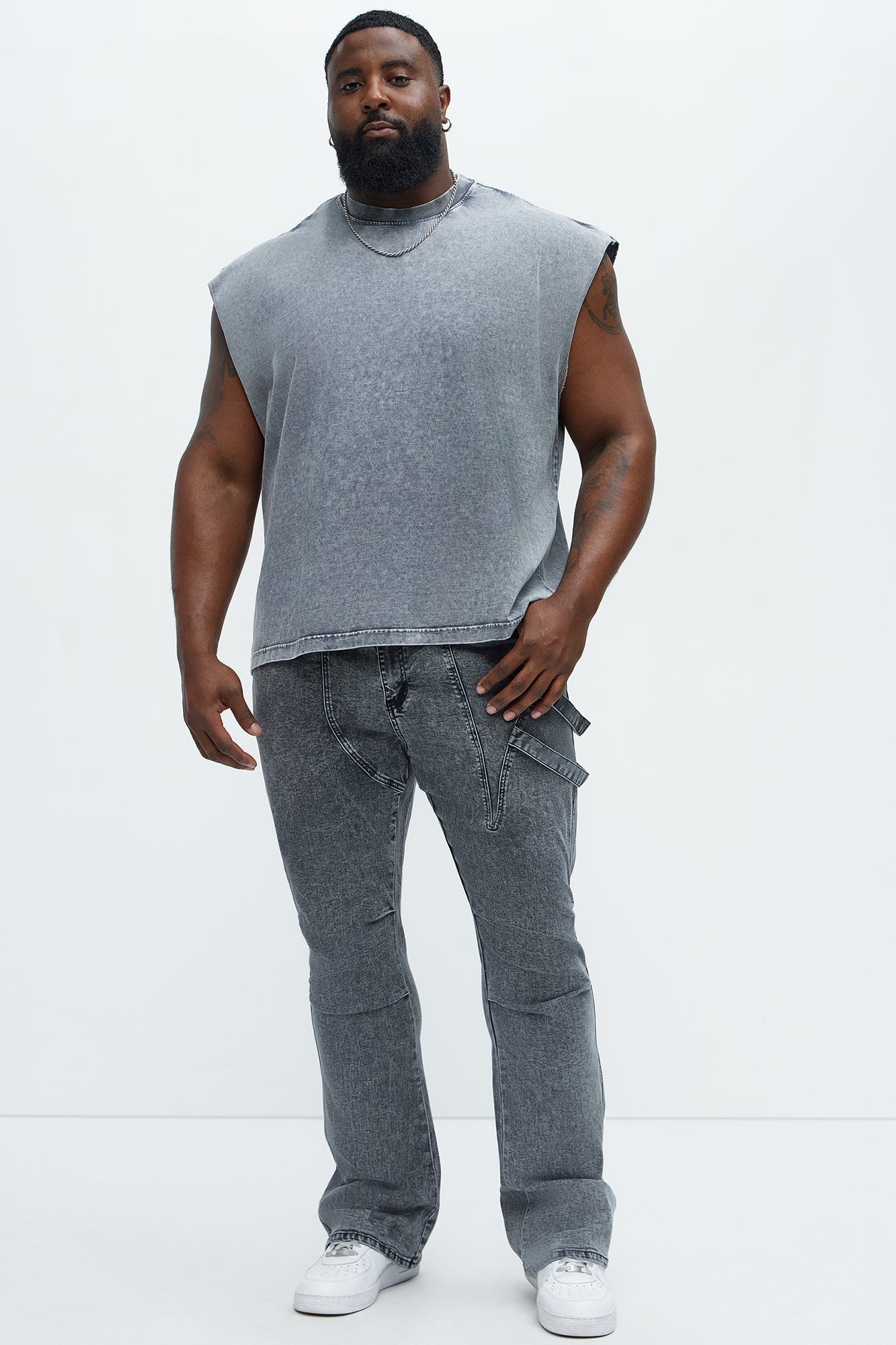 Daly Asymmetrical Stacked Slim Flare Jeans - Grey - Image 7