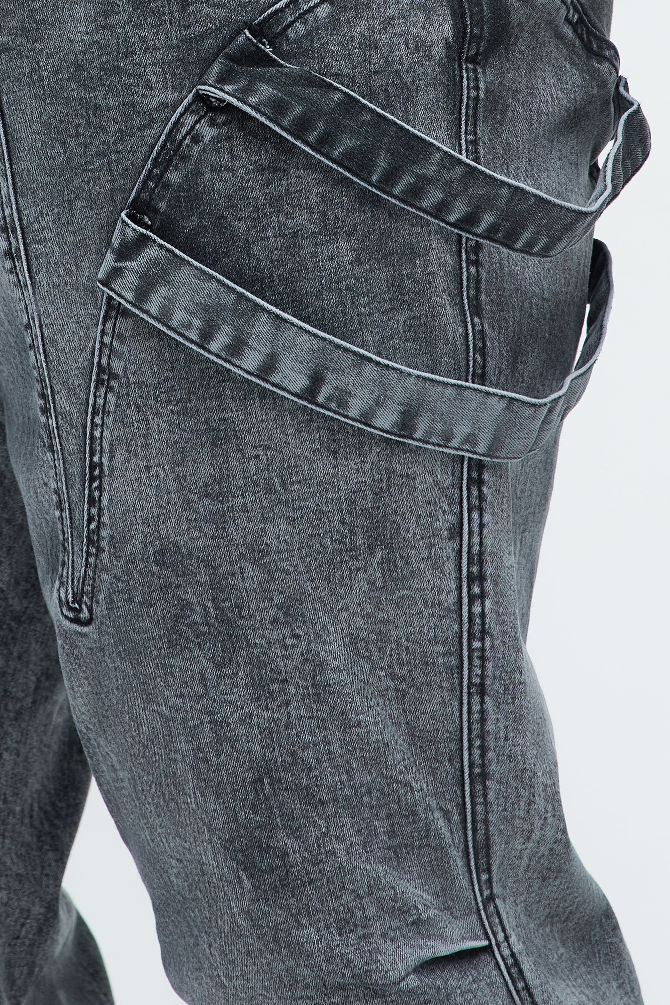 Daly Asymmetrical Stacked Slim Flare Jeans - Grey - Image 8