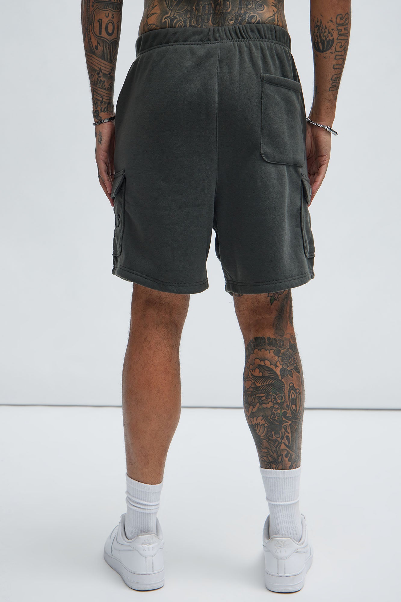 Originals Cargo Sweatshorts - Black - Image 5
