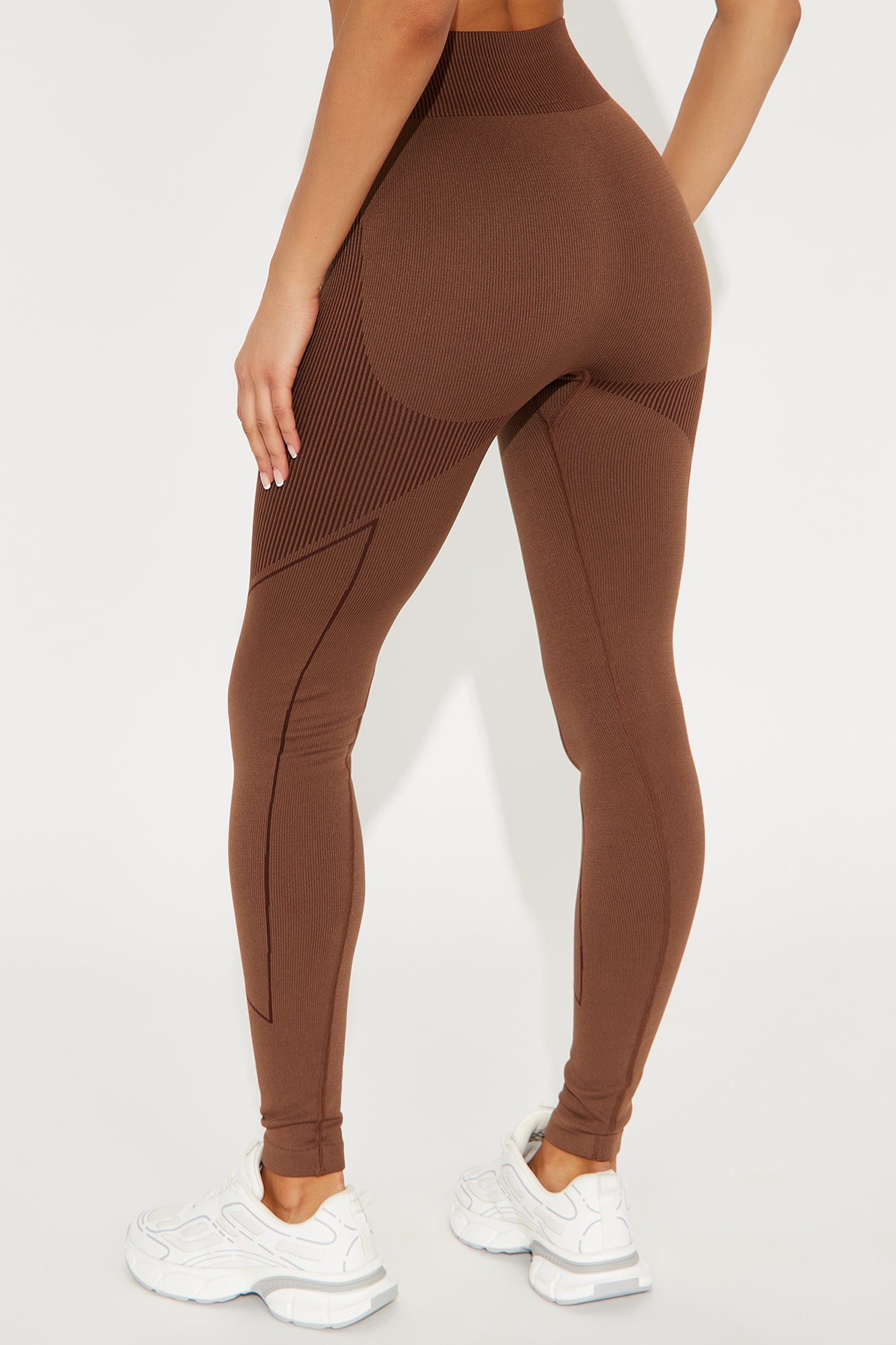 Your Next Move Seamless Active Legging - Mocha - Image 3