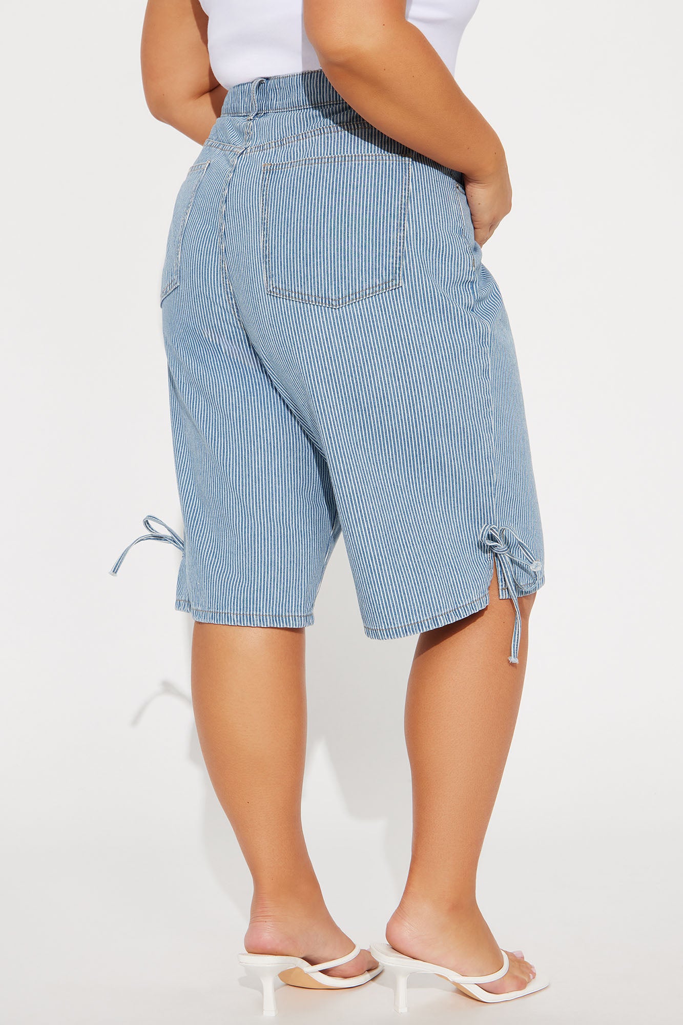 Oceanside Striped Denim Jorts - Light Wash - Image 8