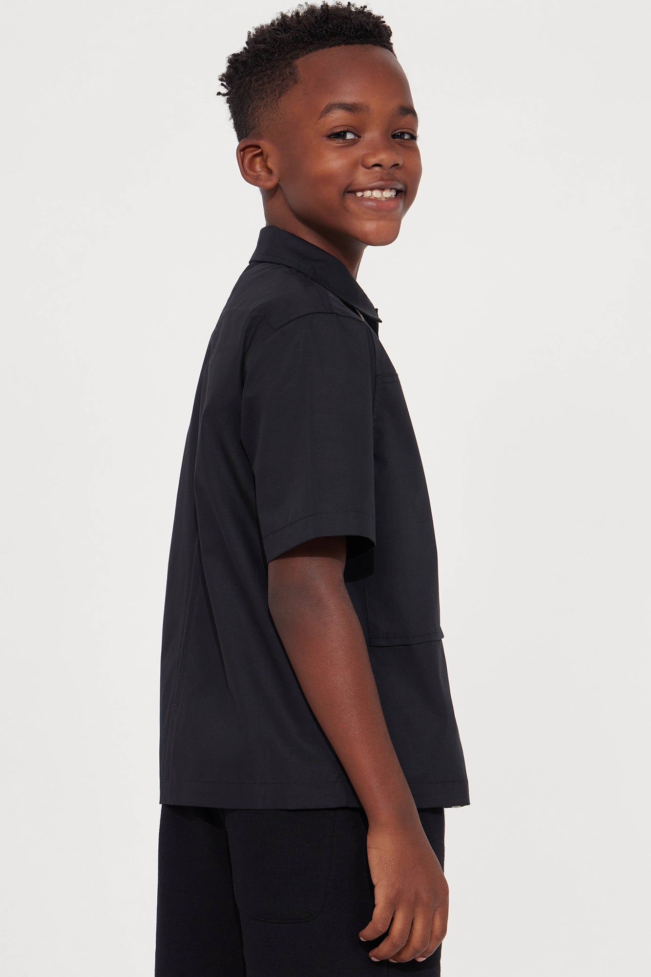 Mini Contrast Panel Cropped Button Up Shirt - Black - Image 3