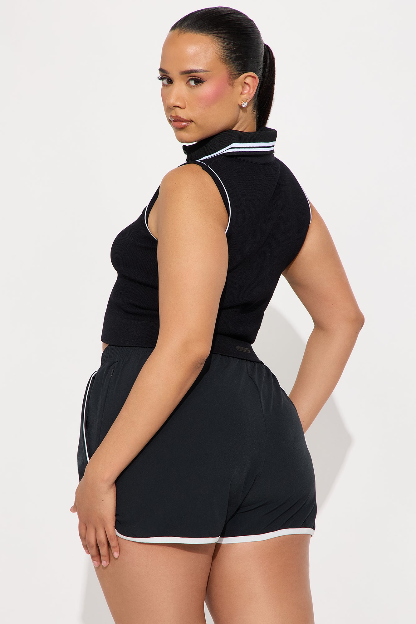 Clubhouse Charm Effortless Seamless Active Top - Black - Image 8