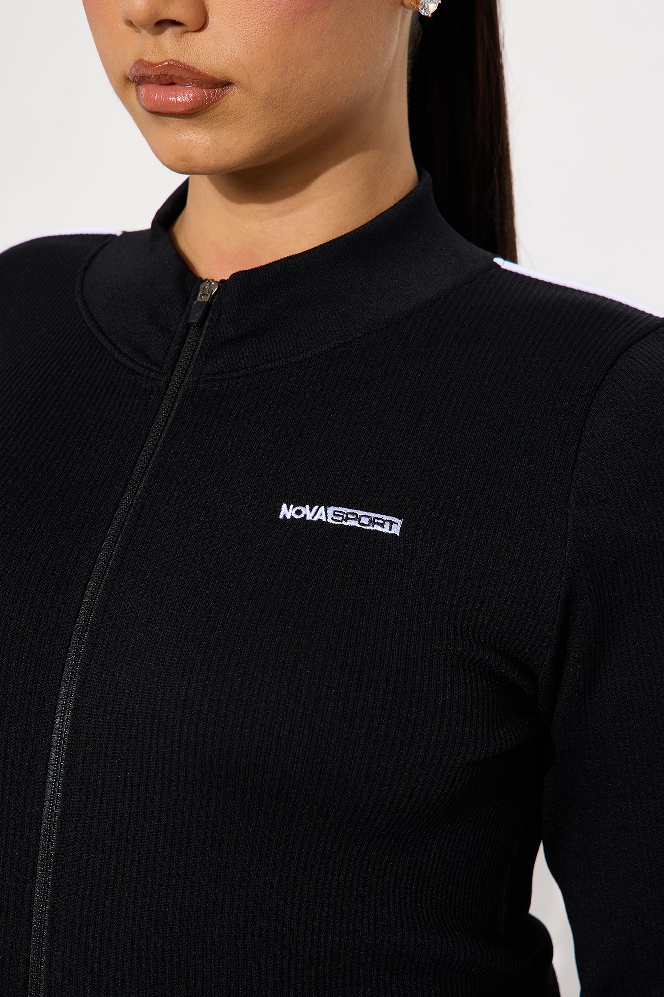 Court Cutie Effortless Seamless Active Jacket - Black - Image 6