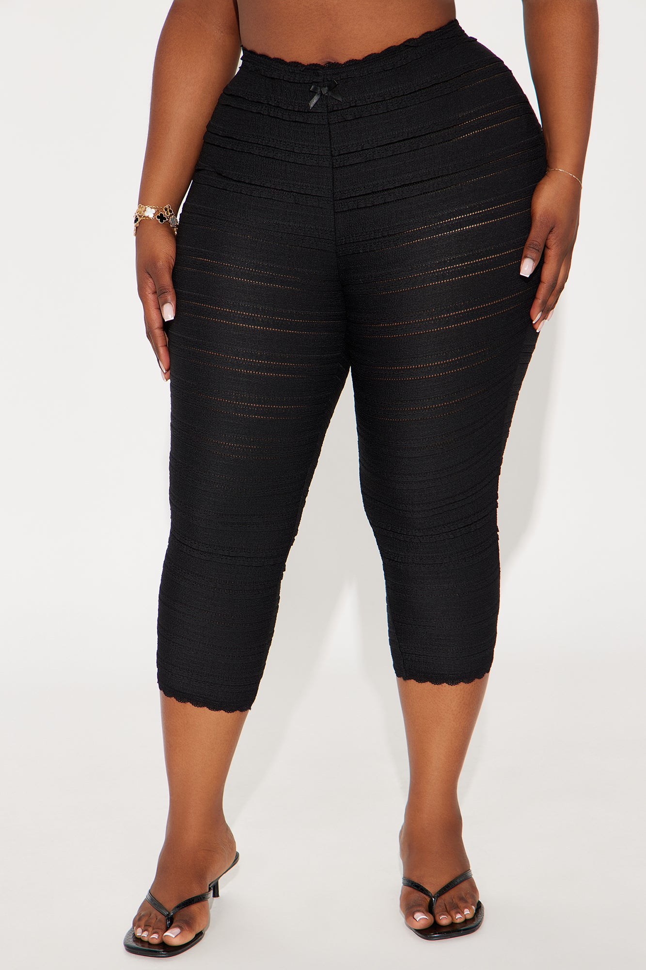 Alice Ruffled Capri Legging - Black - Image 5