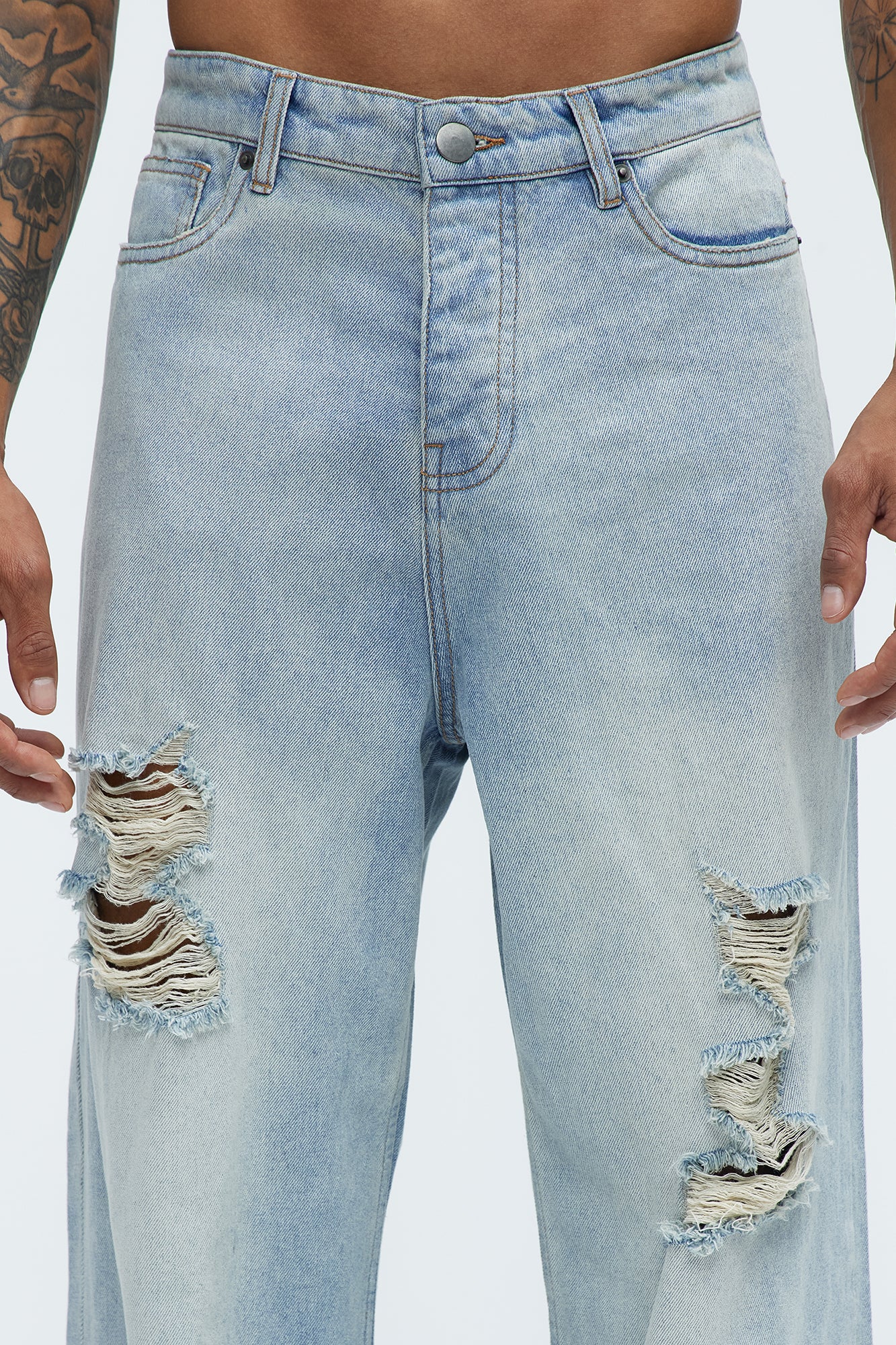 Zeke Distressed Baggy Jeans - Light Wash - Image 4