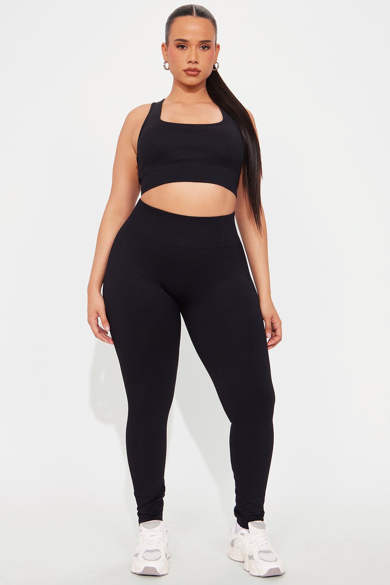 Good Stretch Seamless Sports Bra - Black - Image 5