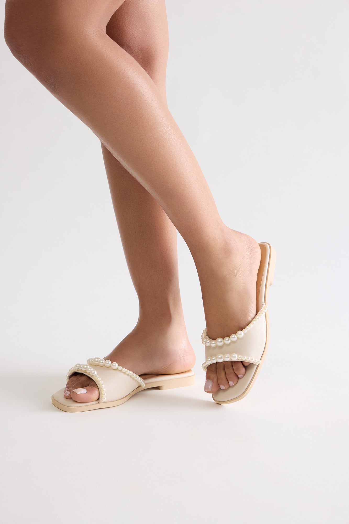 Effie Pearl Sandals - Ivory - Image 4