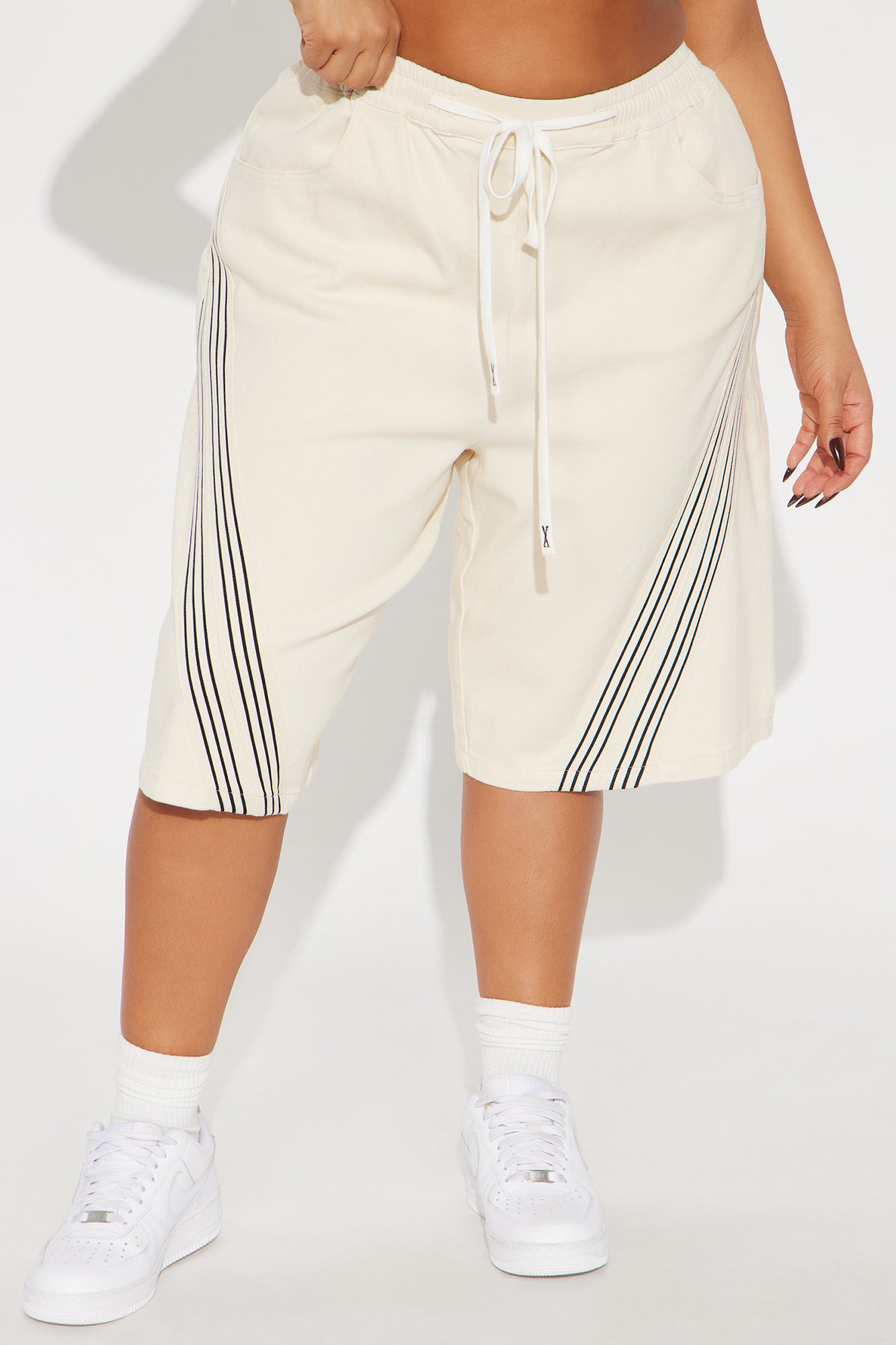 Jaelynn Bermuda Short - Cream - Image 5