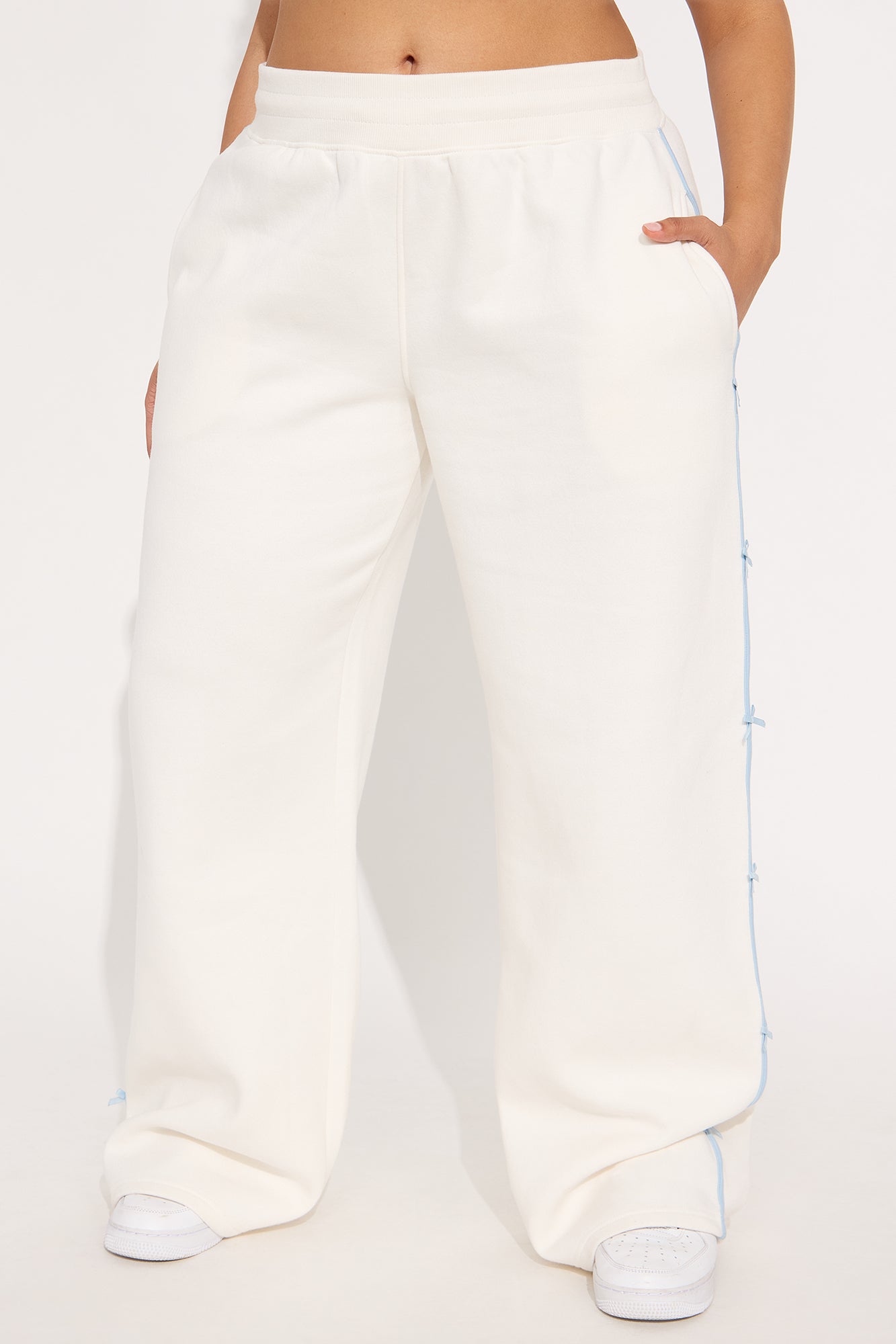 Sara Wide Leg Striped Fleece Pant - White - Image 6