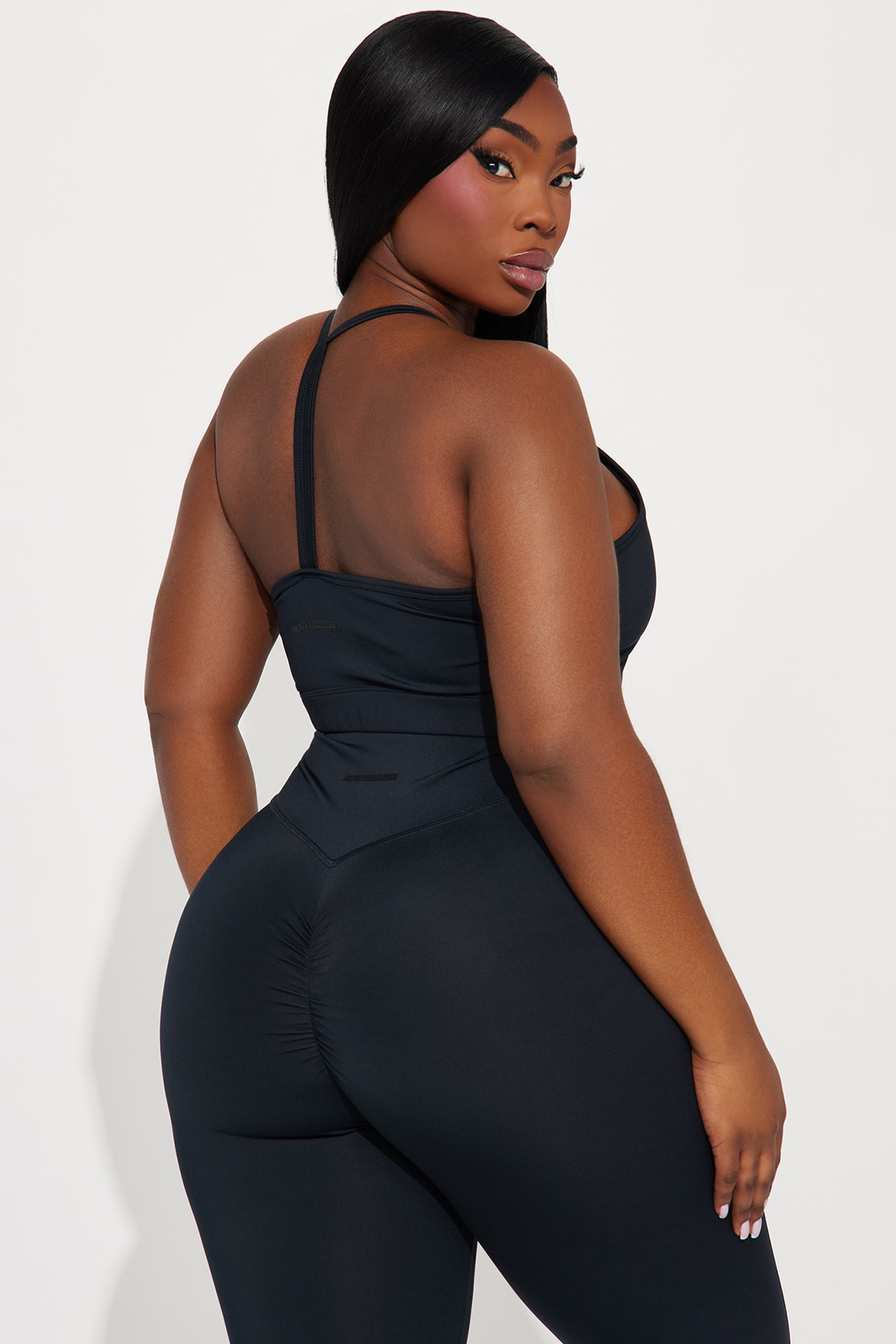 Be A Good Sport Elevate Sports Bra - Black - Image 9