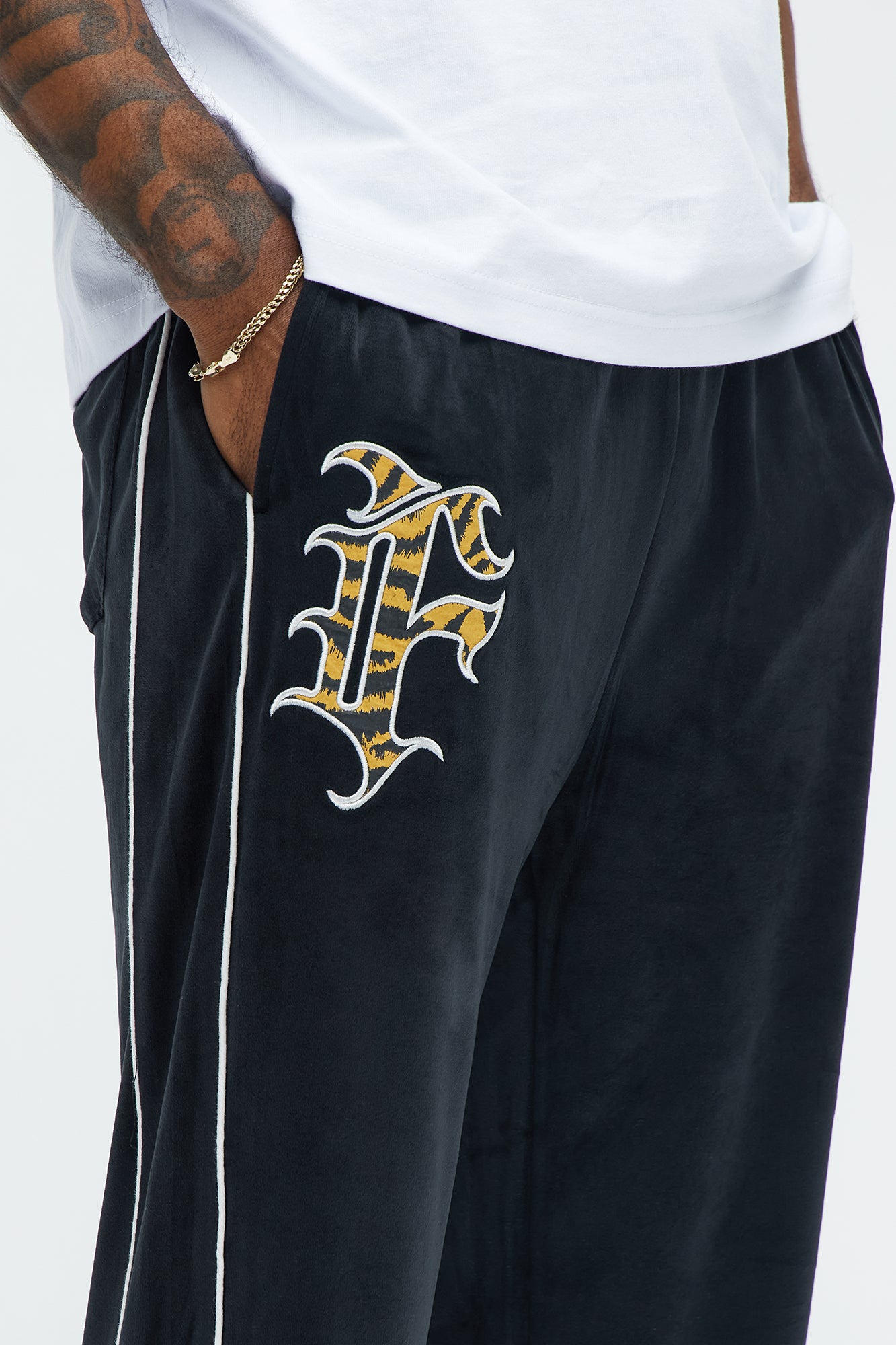Finally Famous Straight Velour Pant - Black - Image 4
