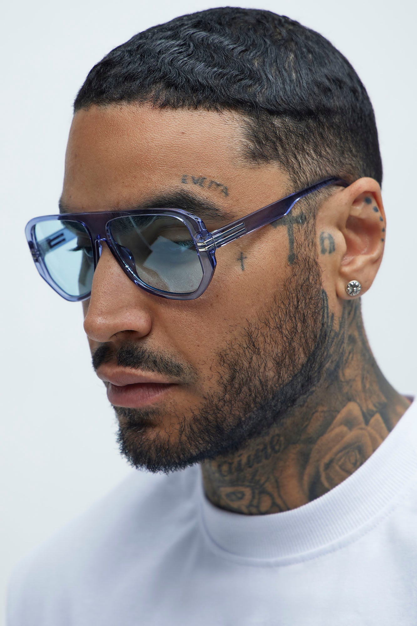 Frame Your Style Sunglasses - Blue - Image 3