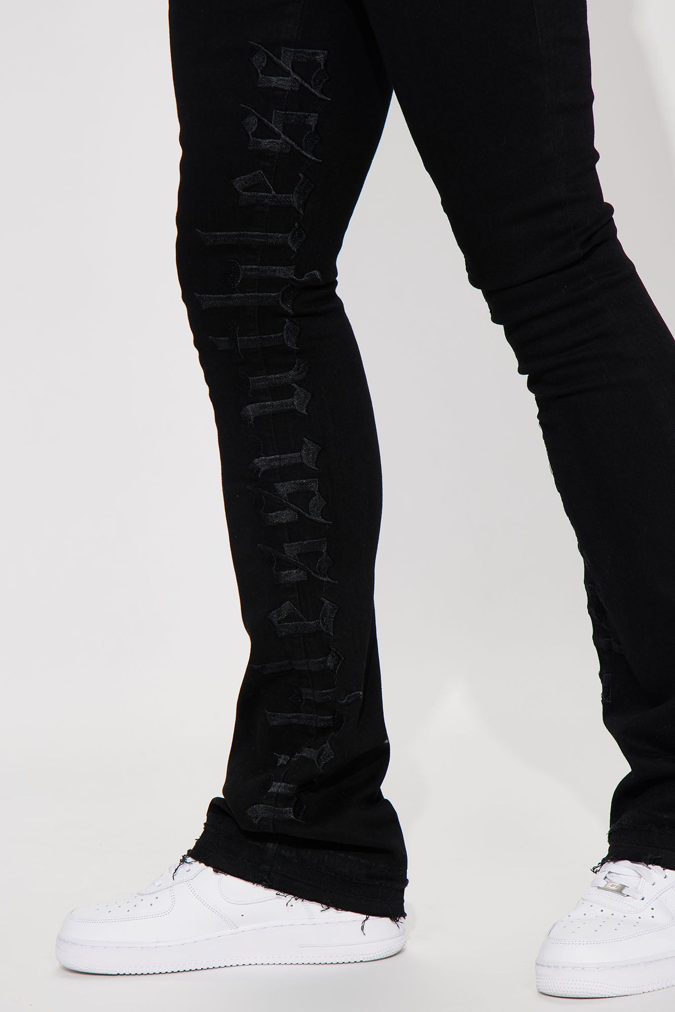 Ruthless Embroidered Stacked Skinny Flare Jeans - Black - Image 5