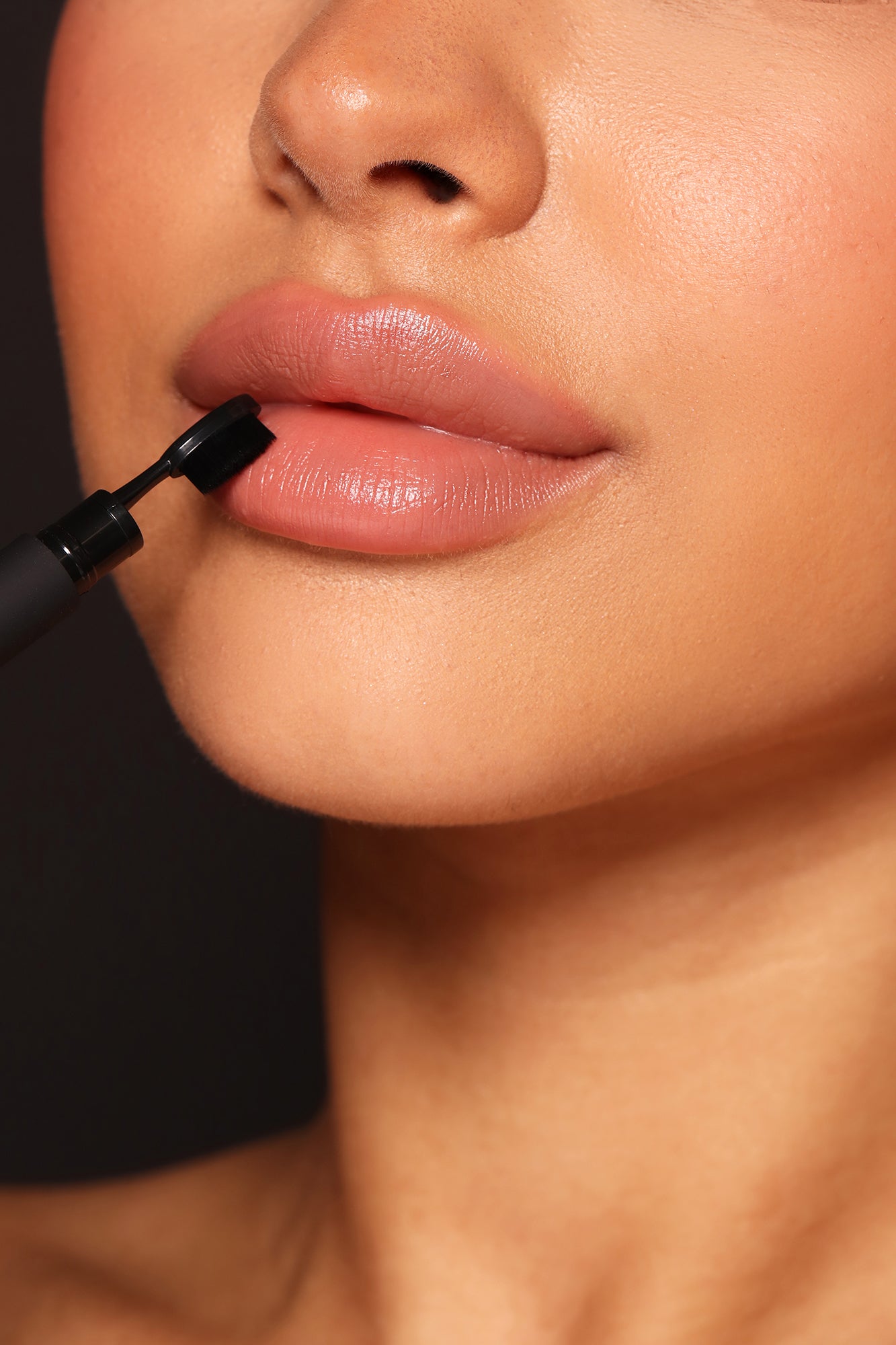 NOVABEAUTY 2 in 1 Snatched Lip Liner - Nude 01 - Image 4